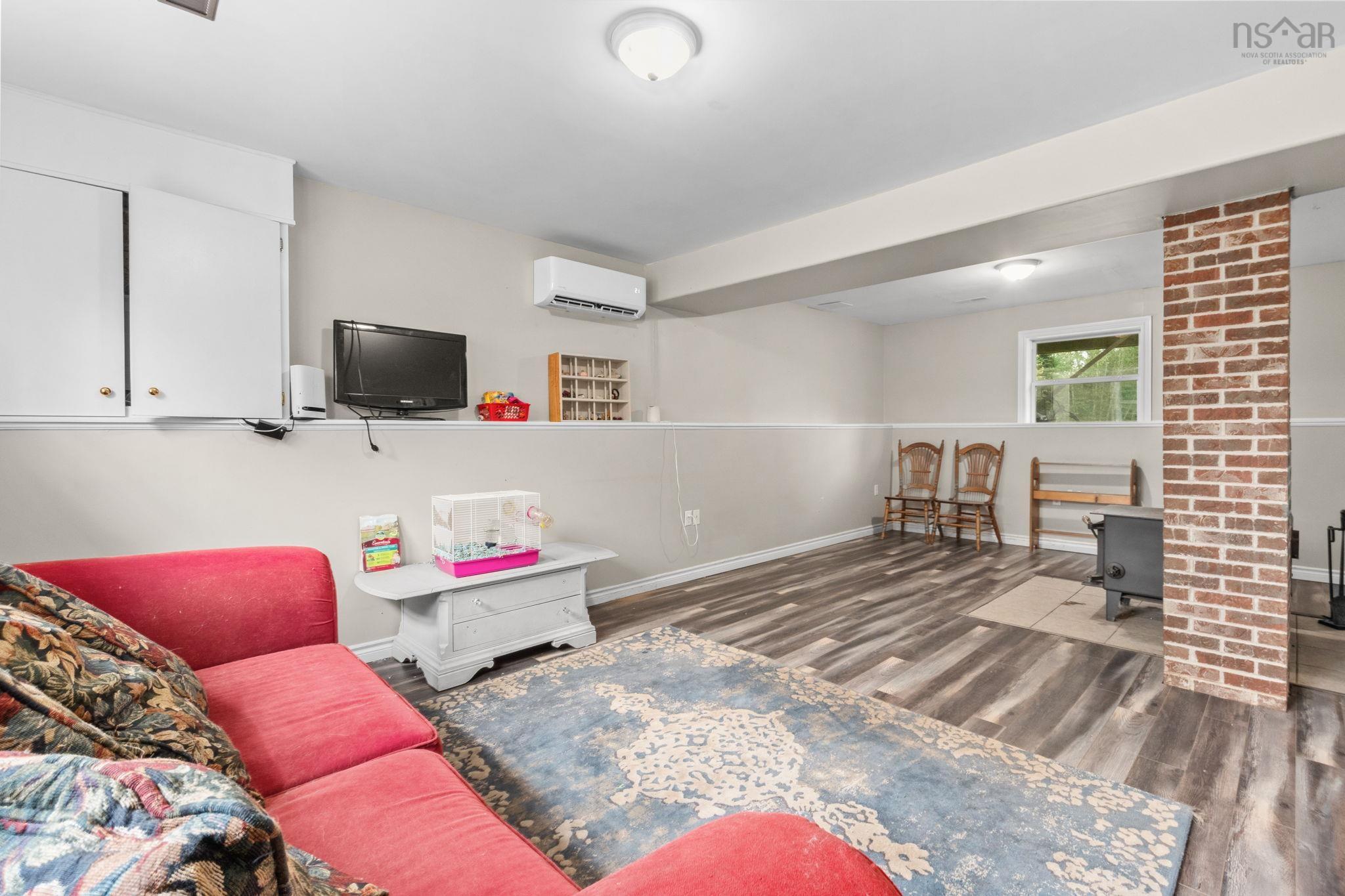View image 21