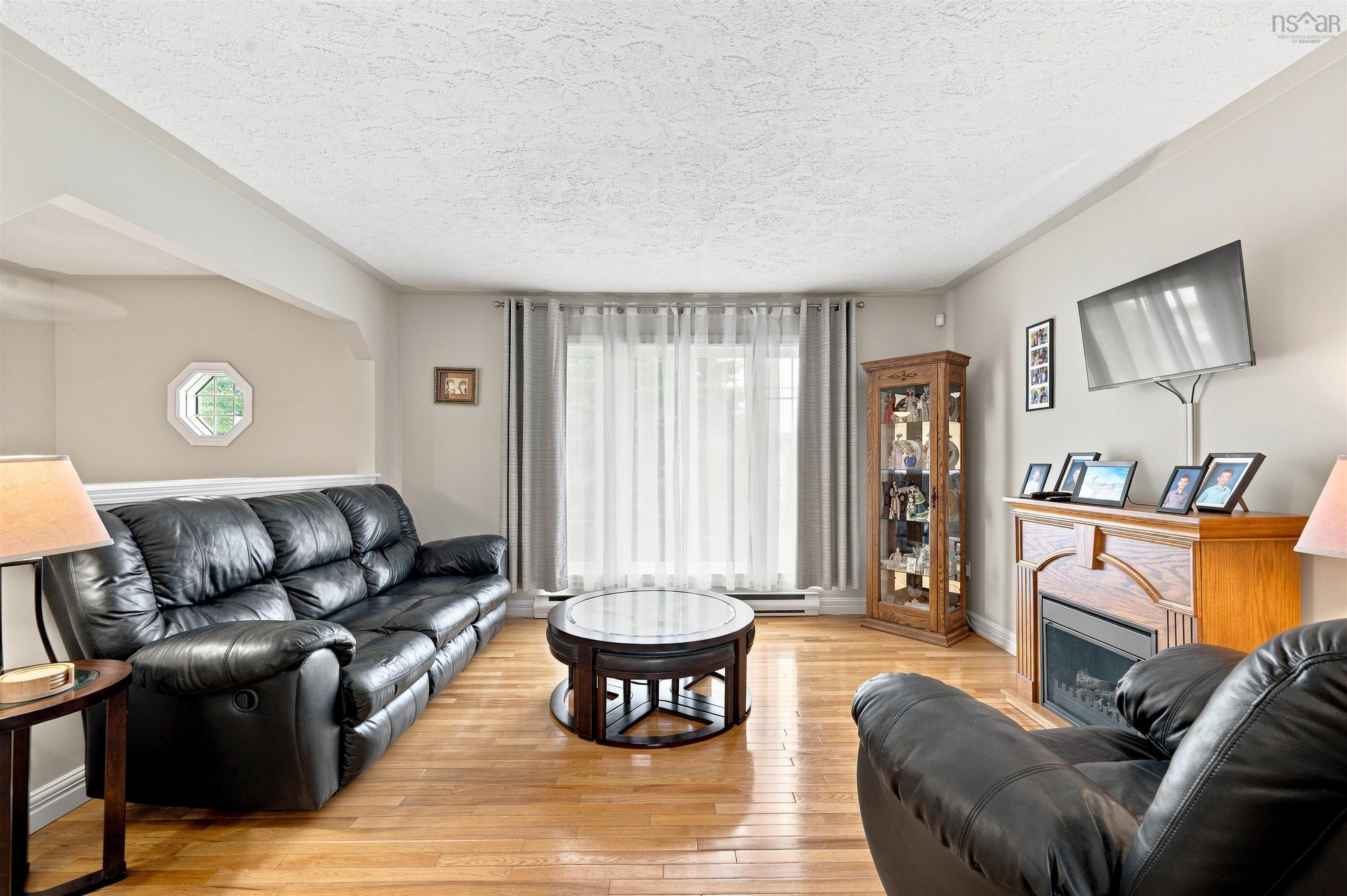 View image 8