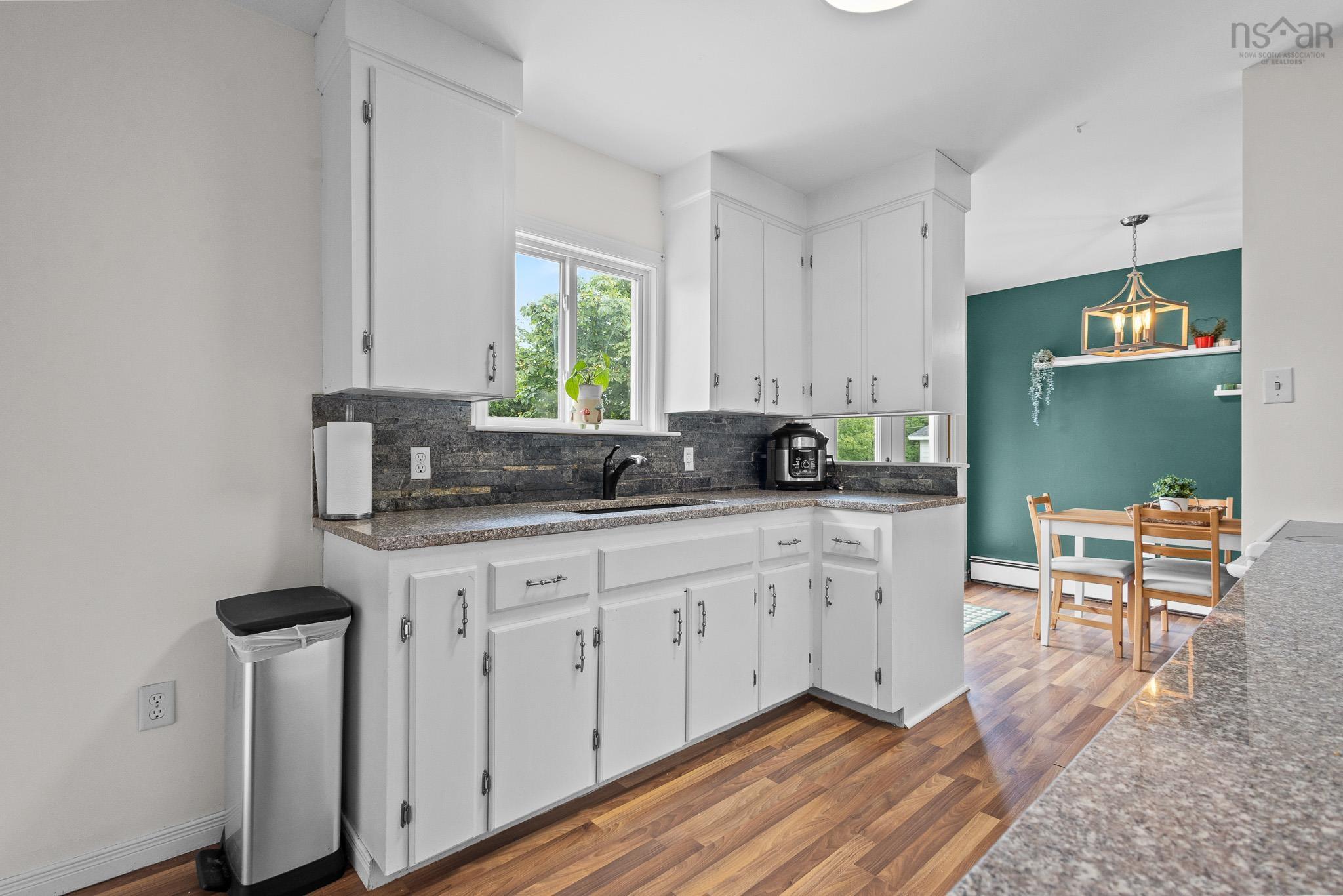 View image 10