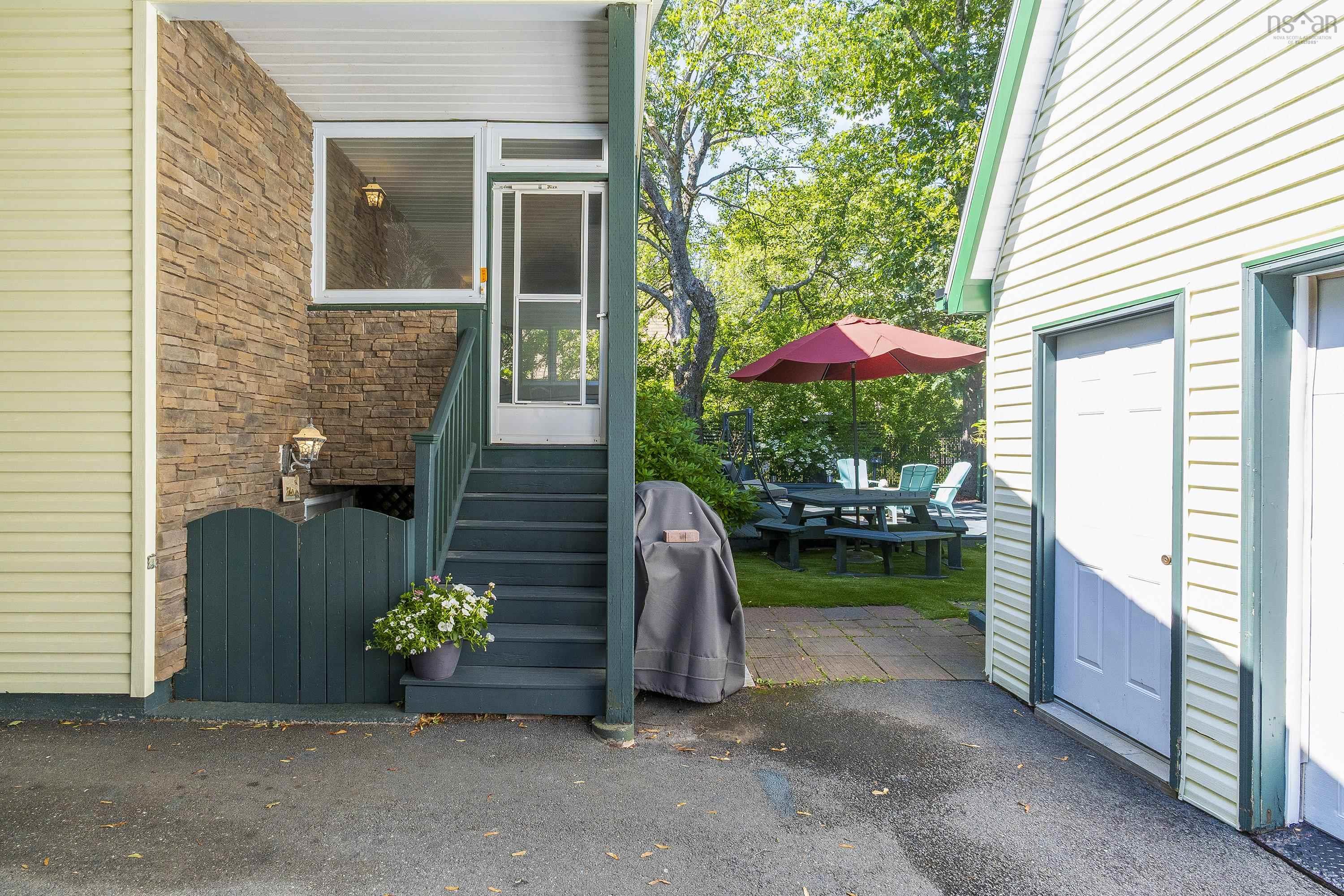 View image 10