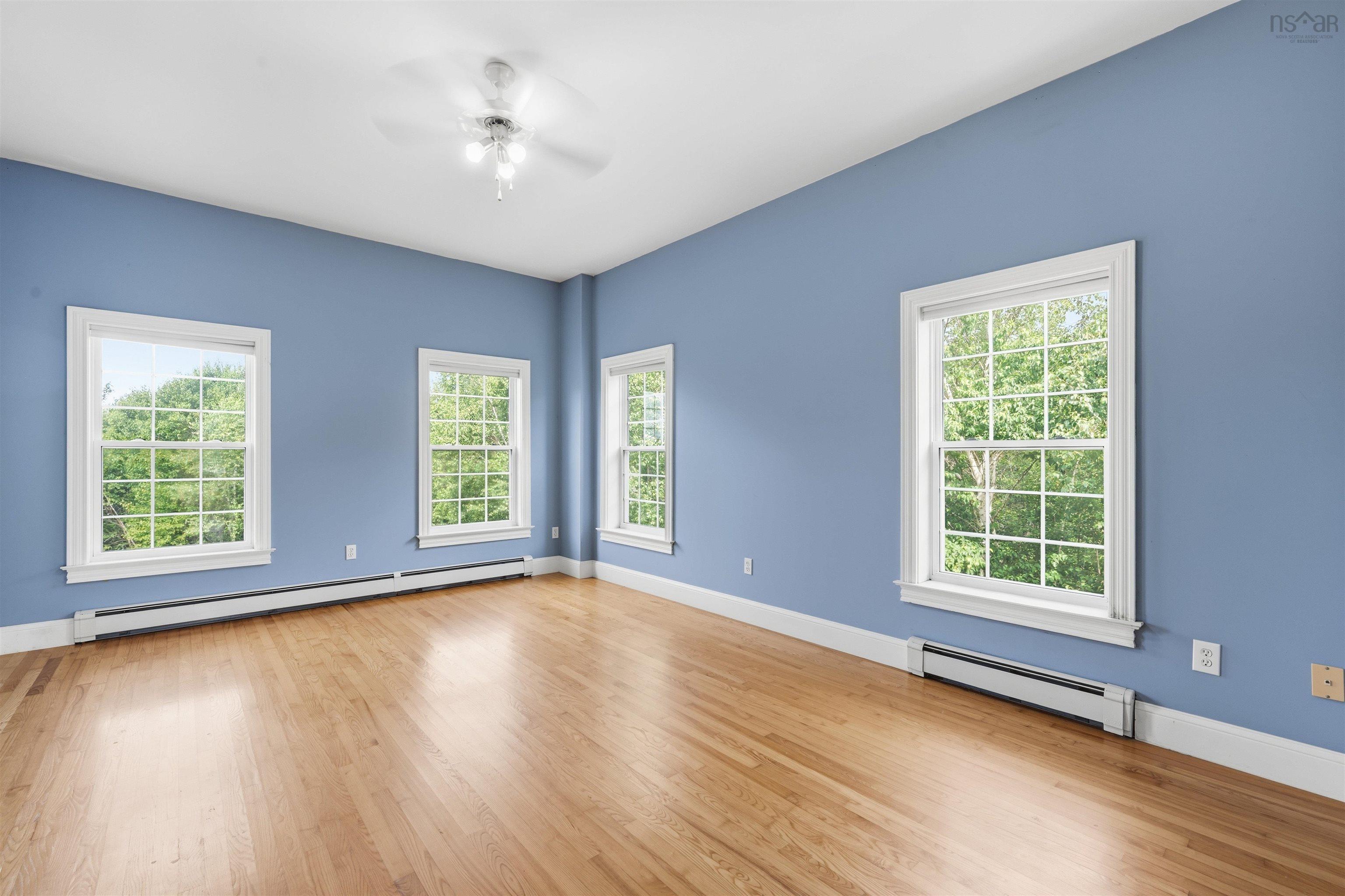 View image 18
