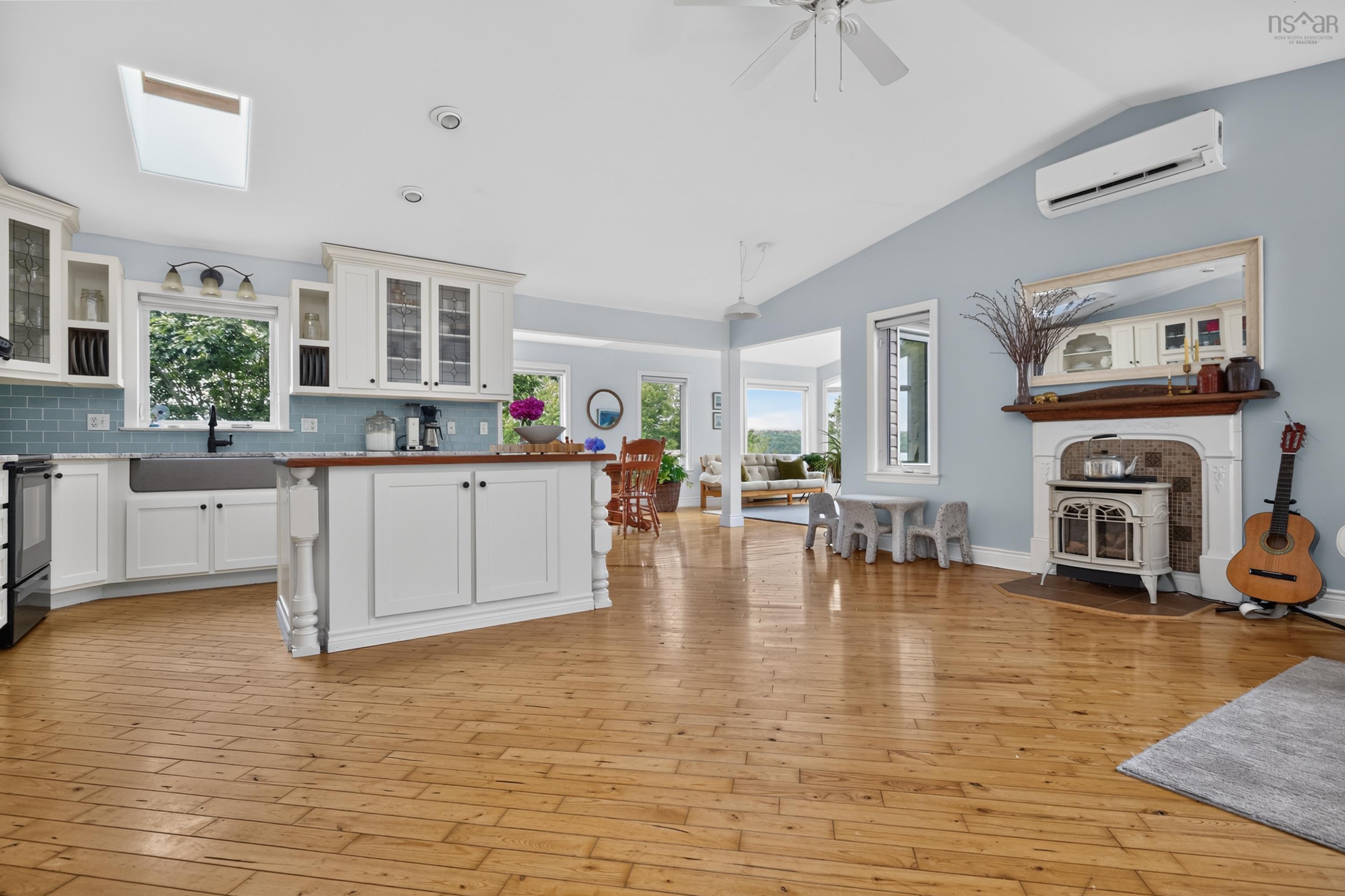 View image 18