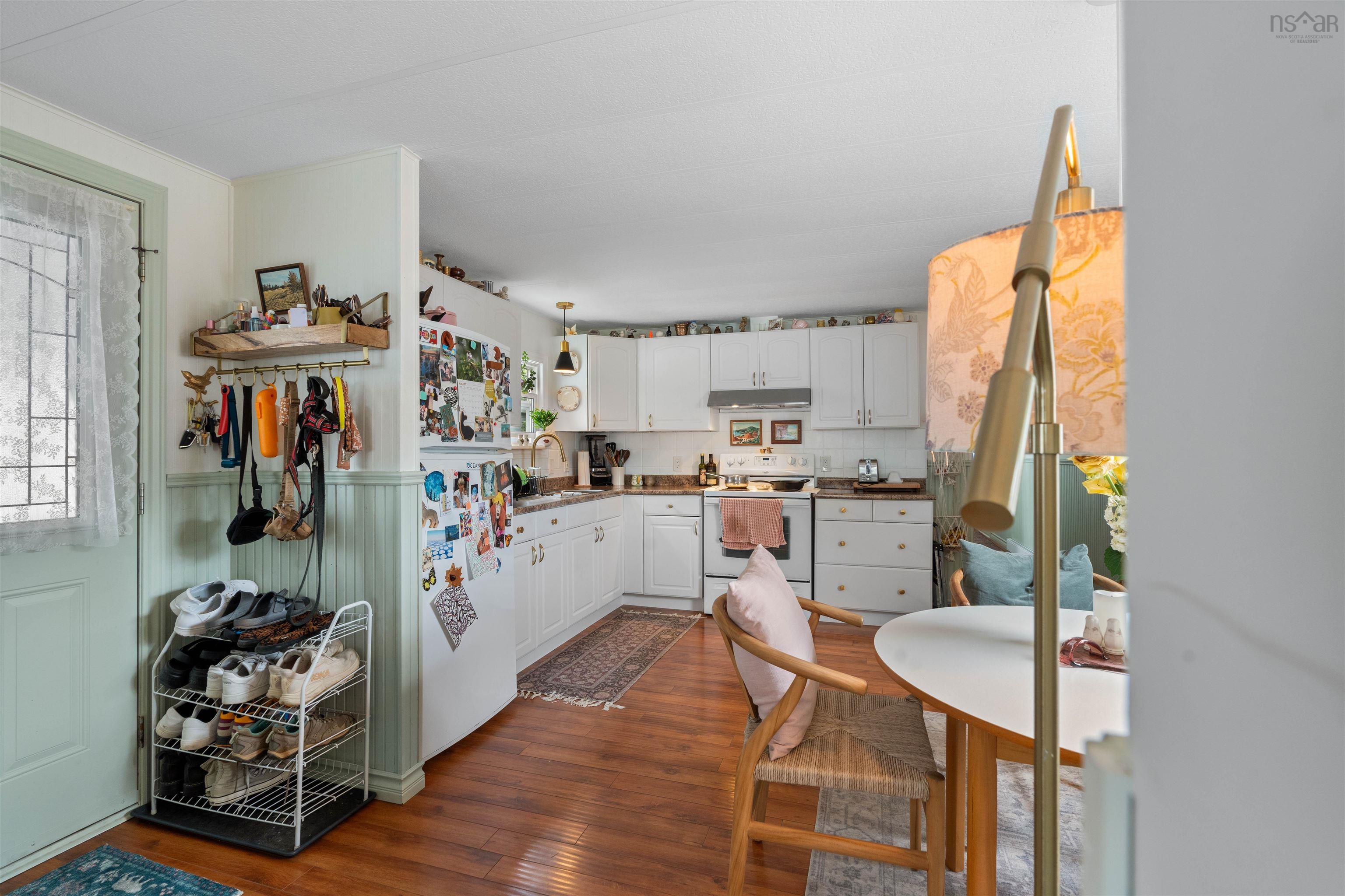 View image 12