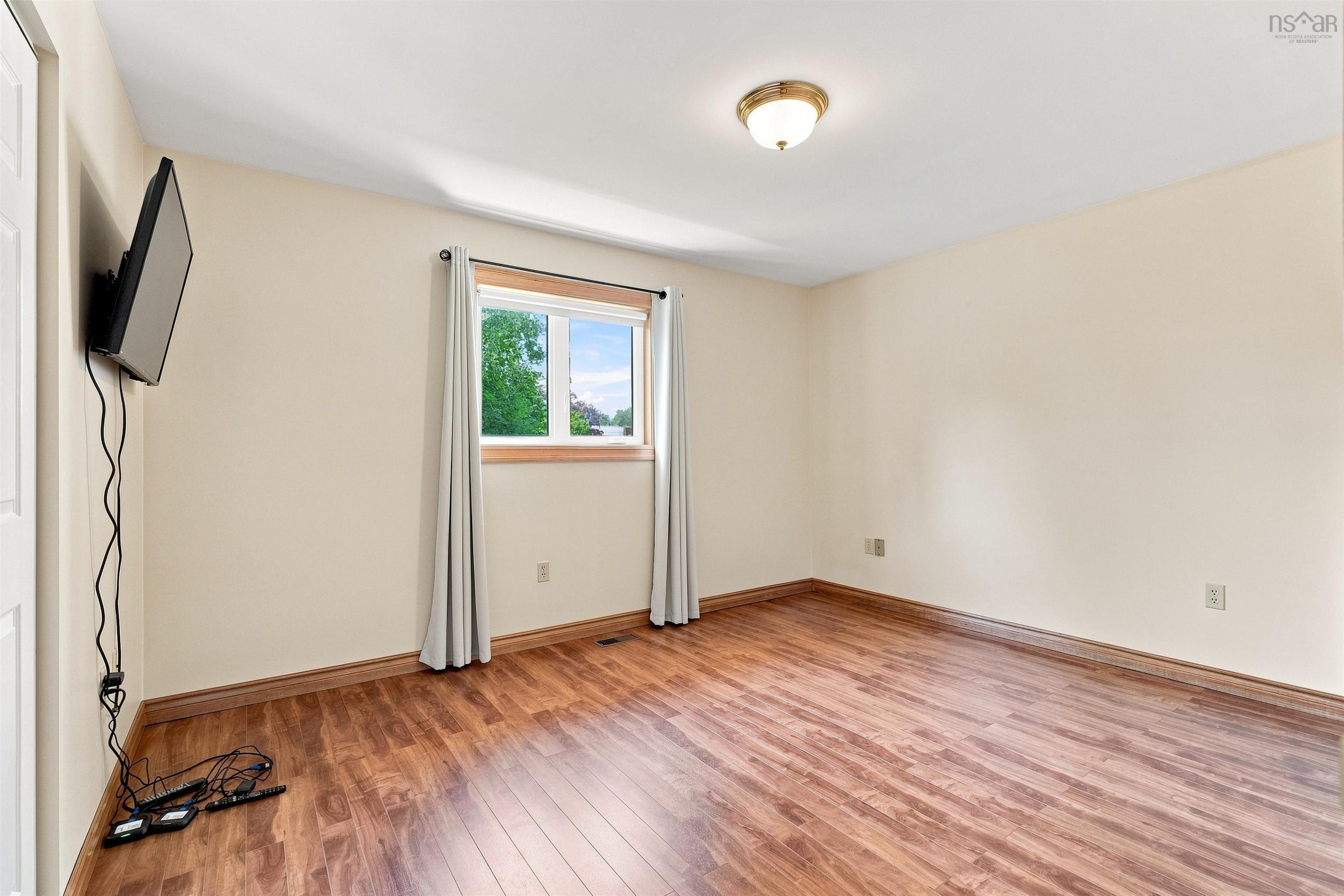 View image 17
