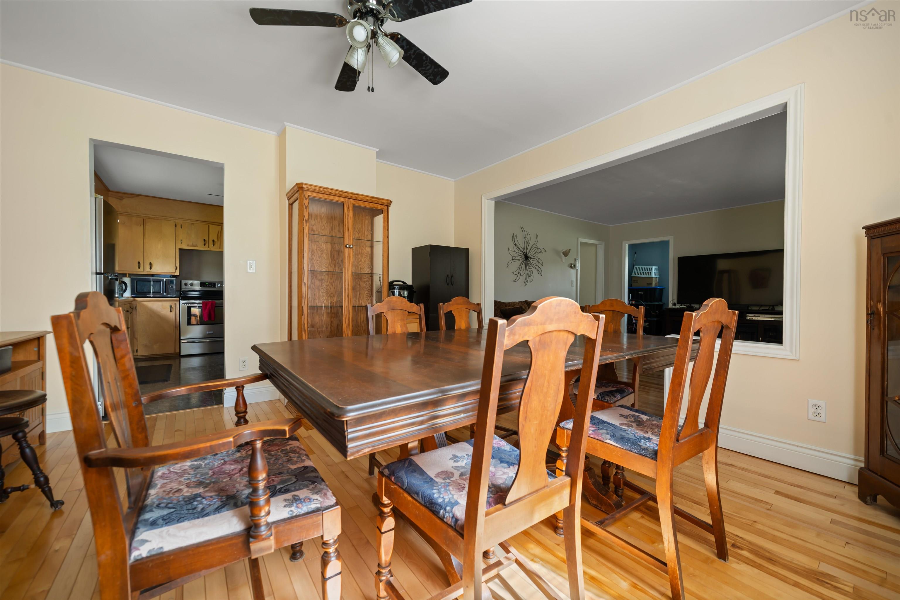 View image 17