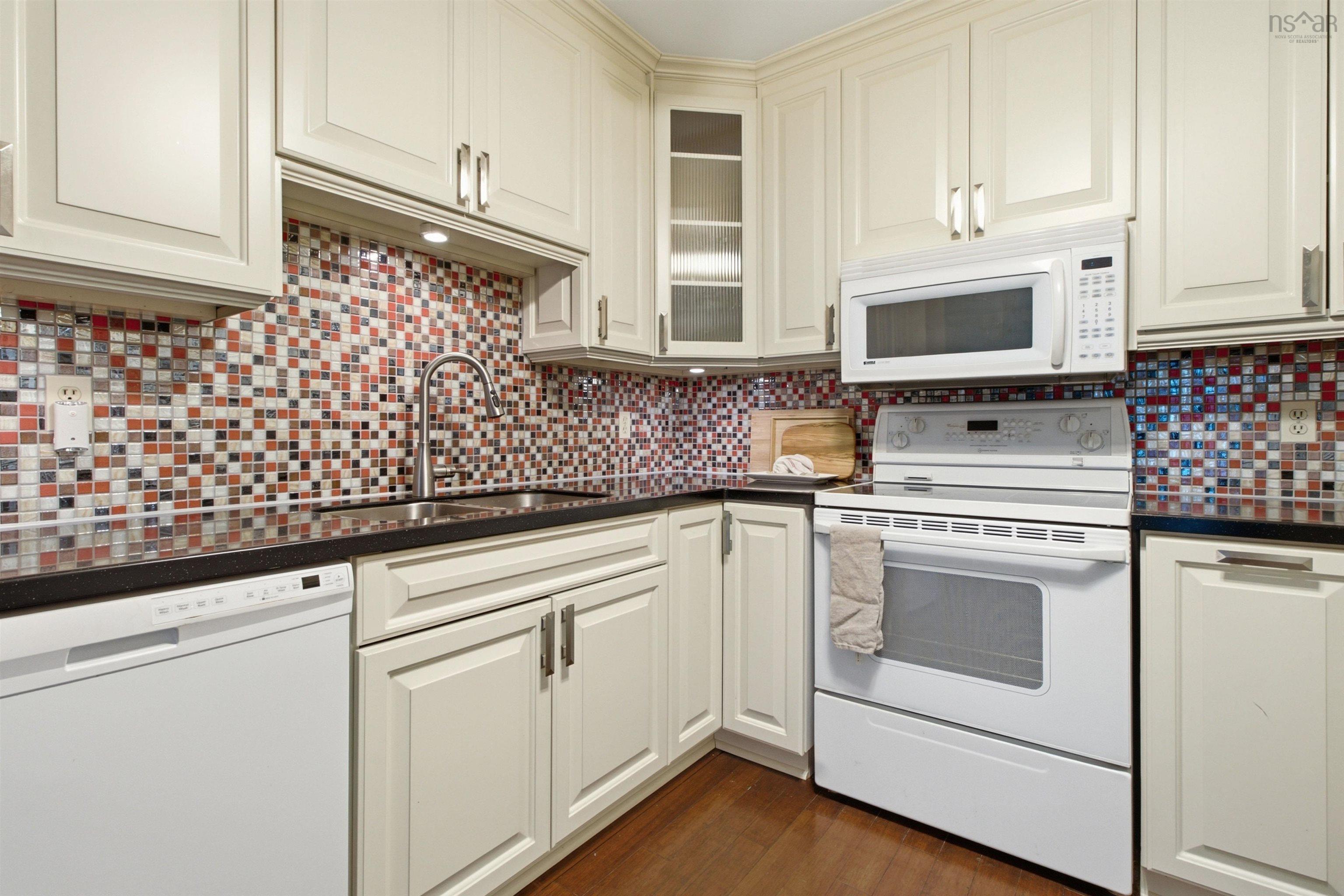 View image 10