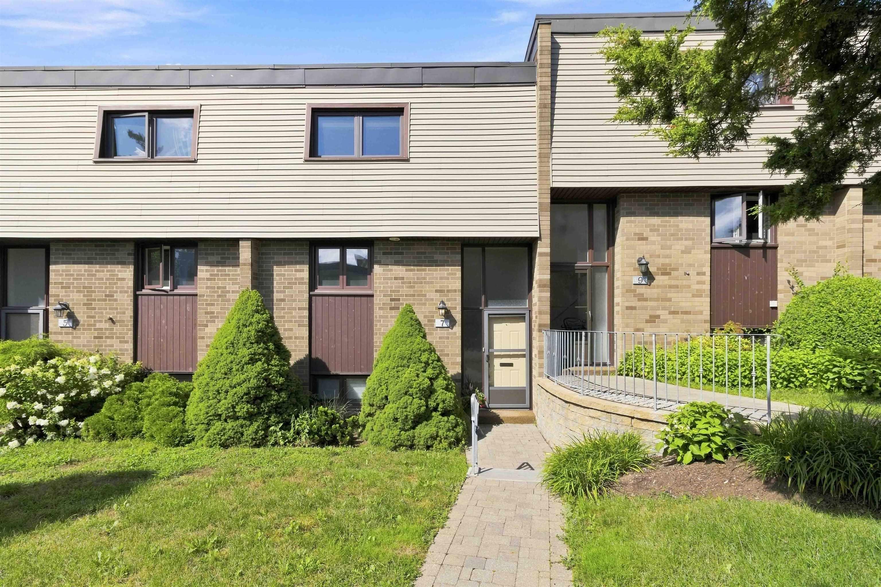 Thumbnail image for 7 Forestside Crescent MLS<sup>®</sup> 202619605