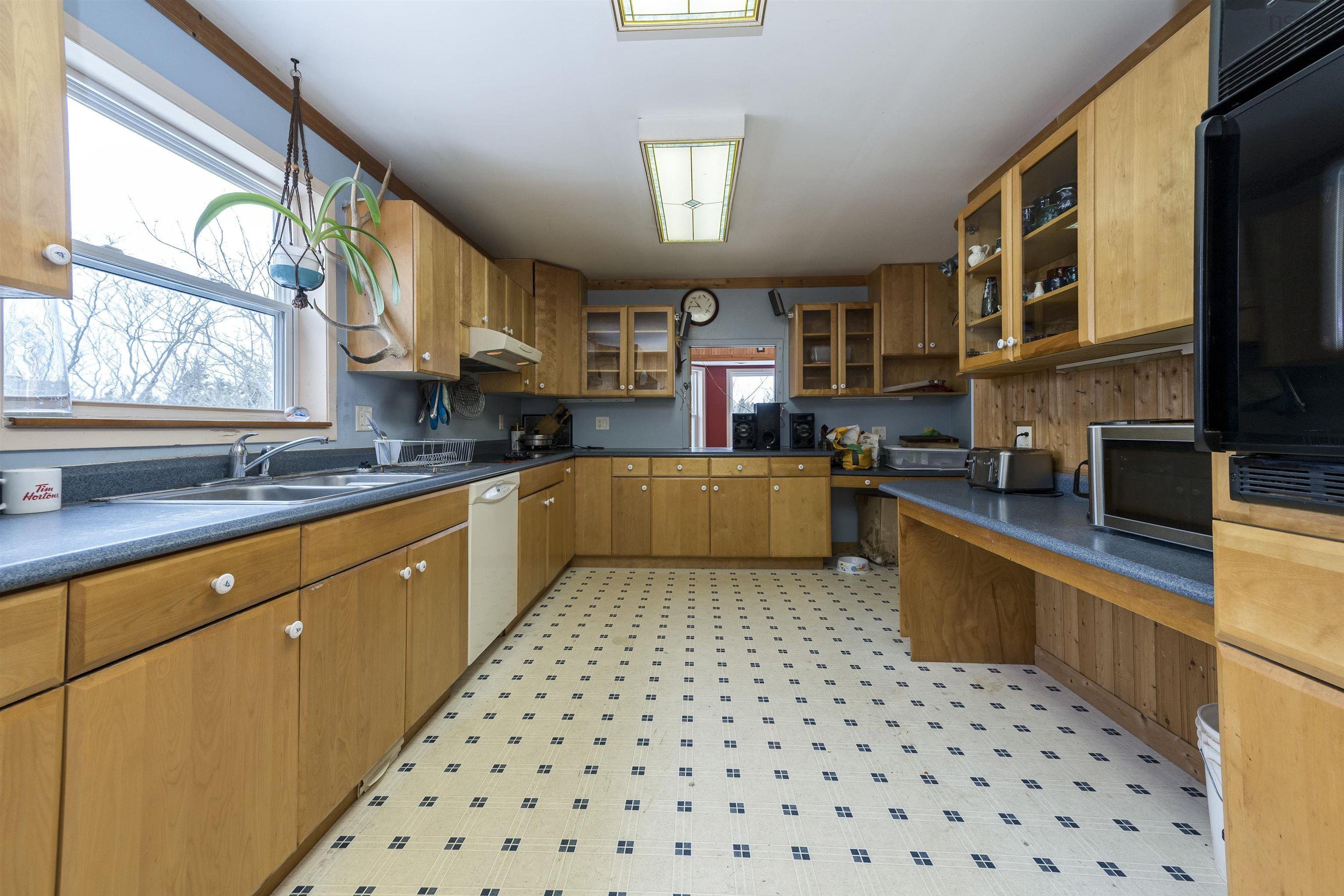 View image 12