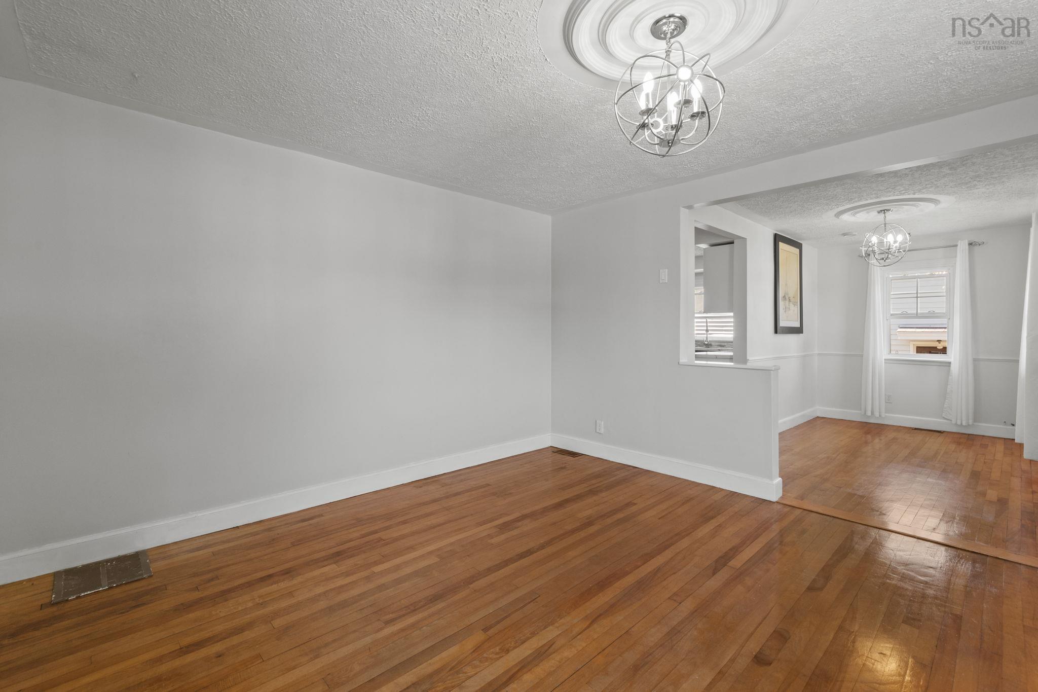 View image 12