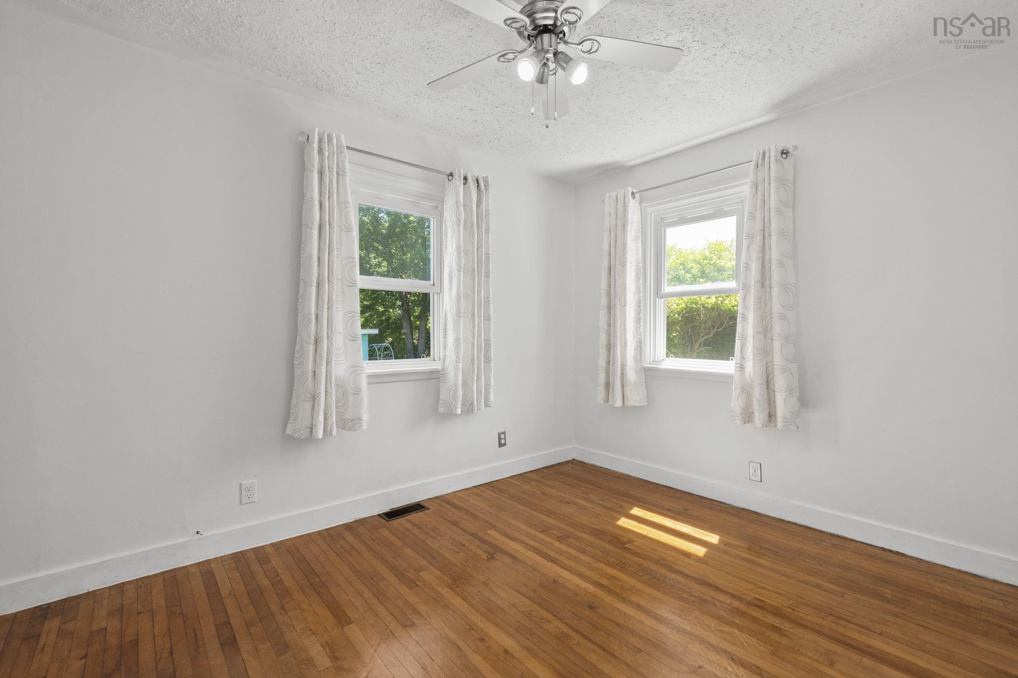 View image 19