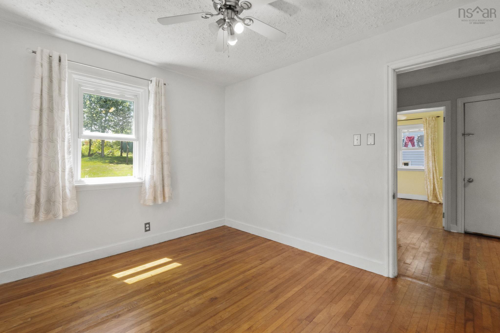 View image 21