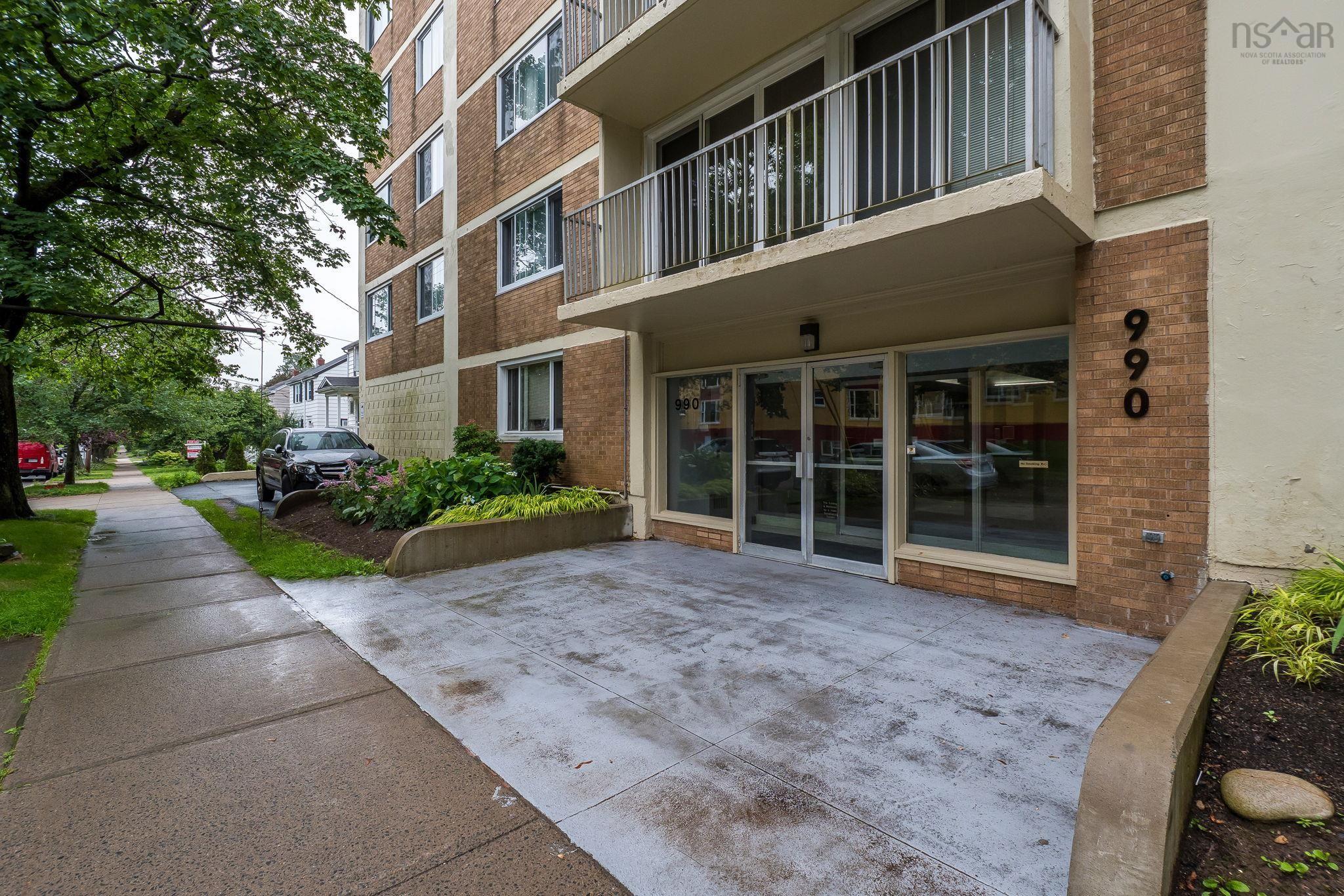 Thumbnail image for 502 990 Mclean Street MLS<sup>®</sup> 202619679