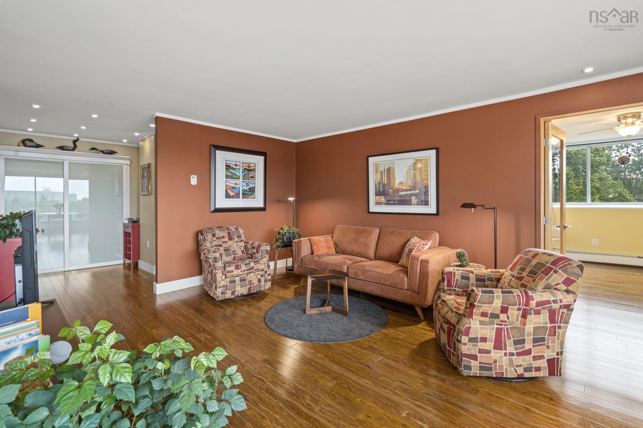 View image 11