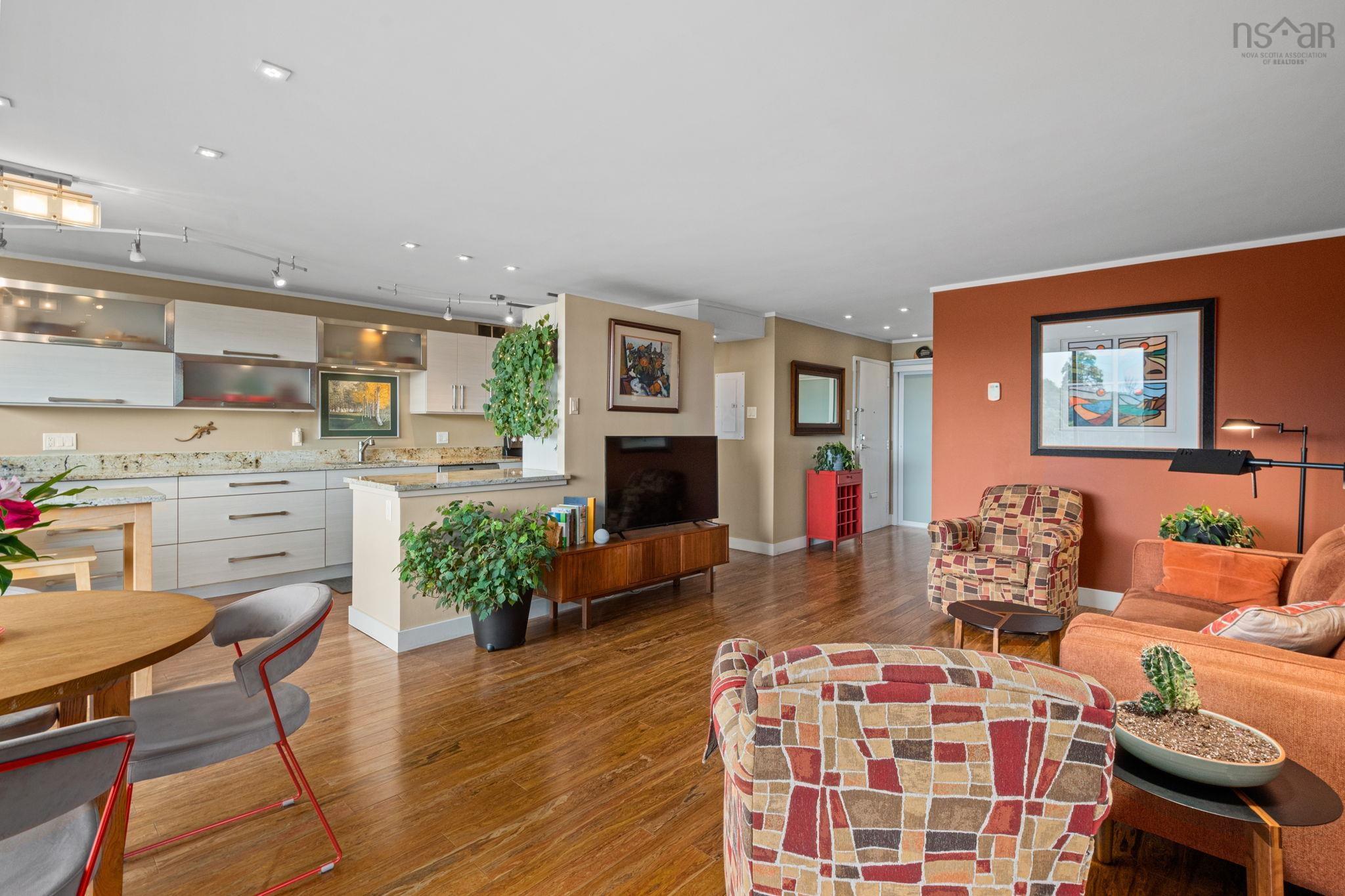 View image 12