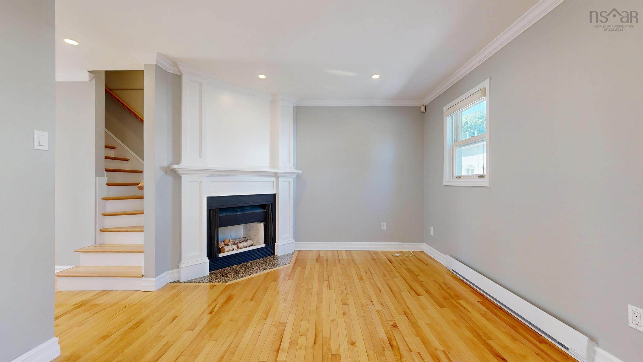 View image 18