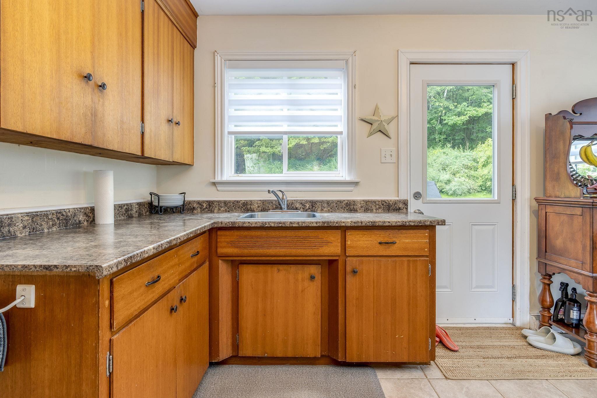 View image 12