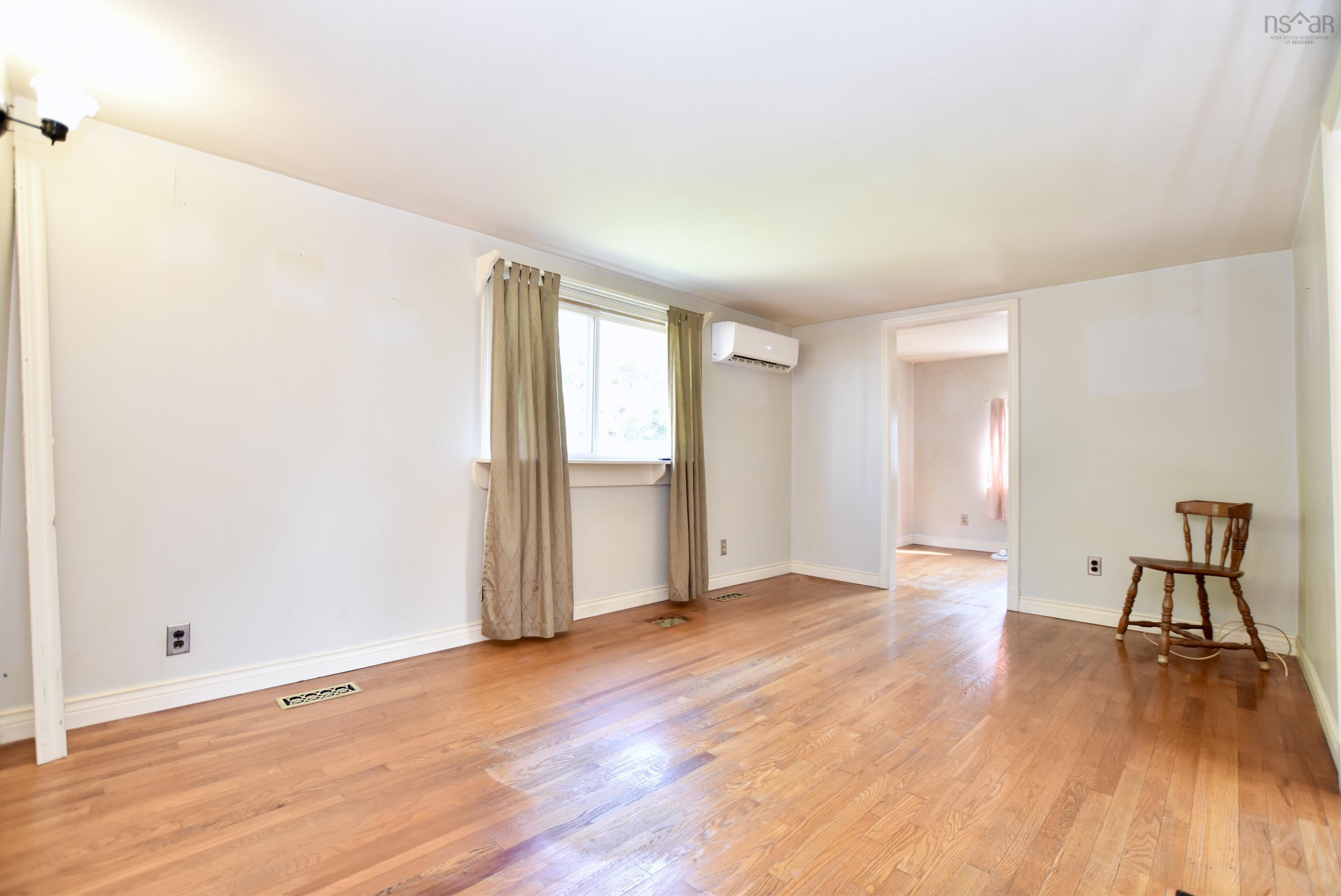 View image 11