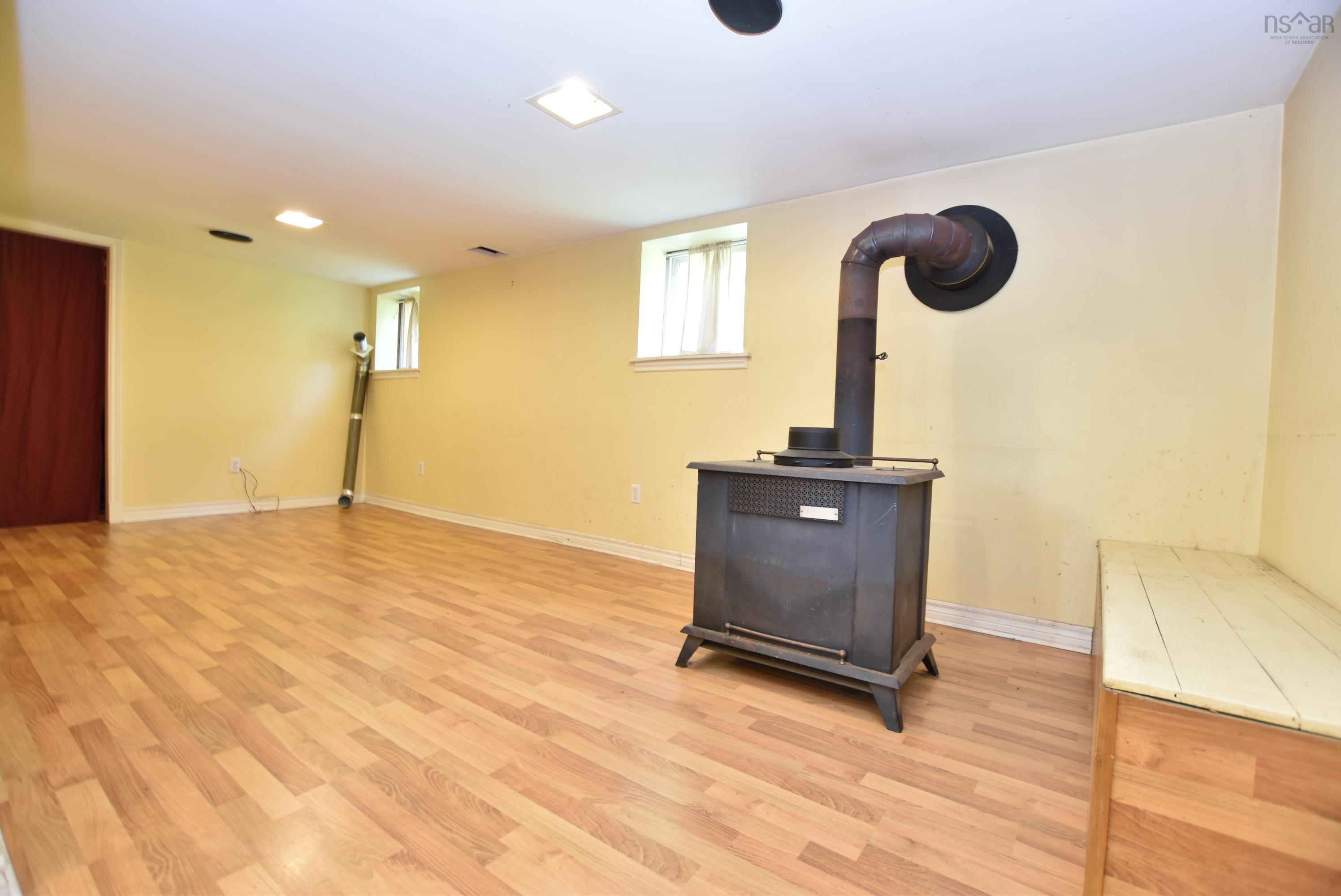 View image 21