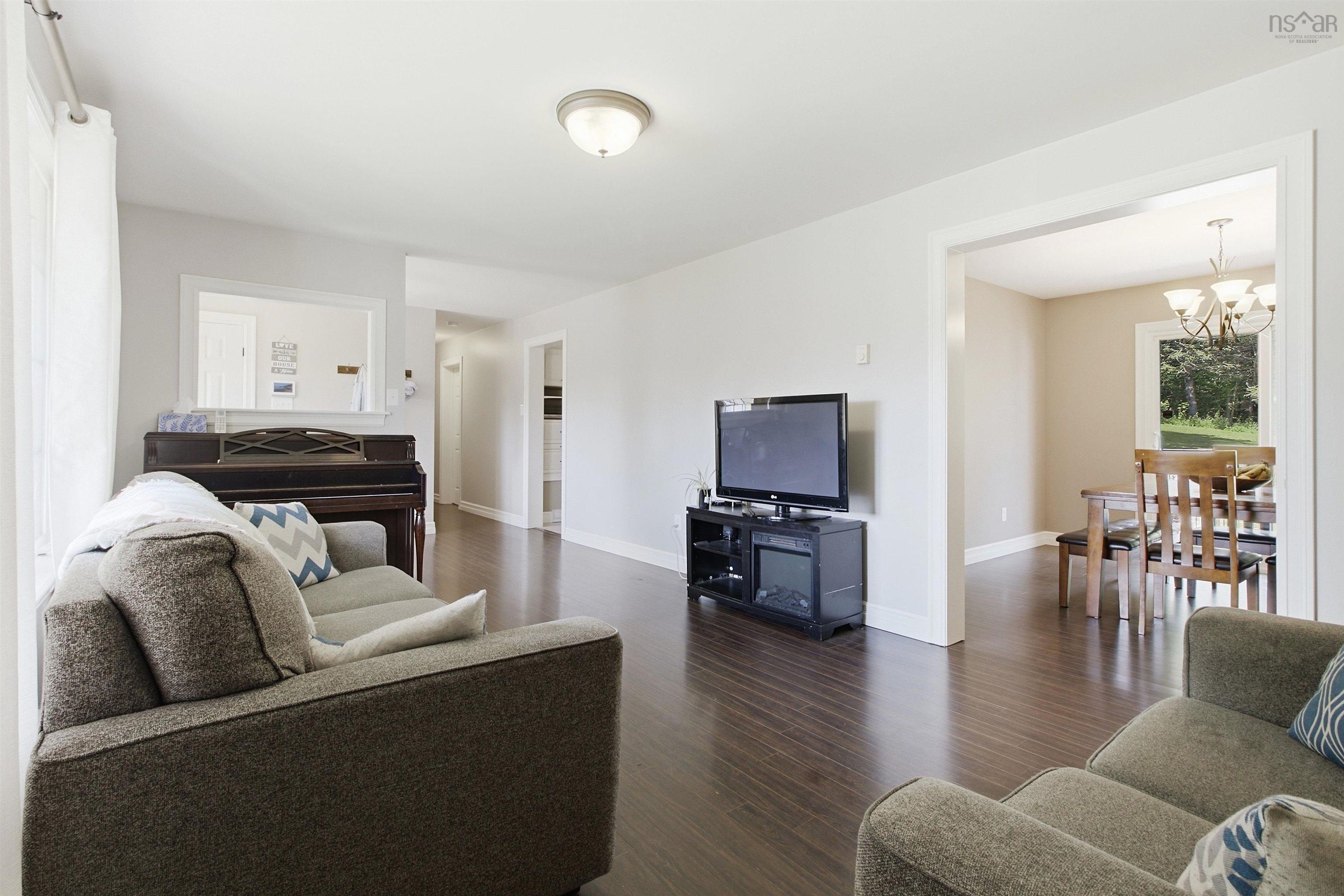 View image 10