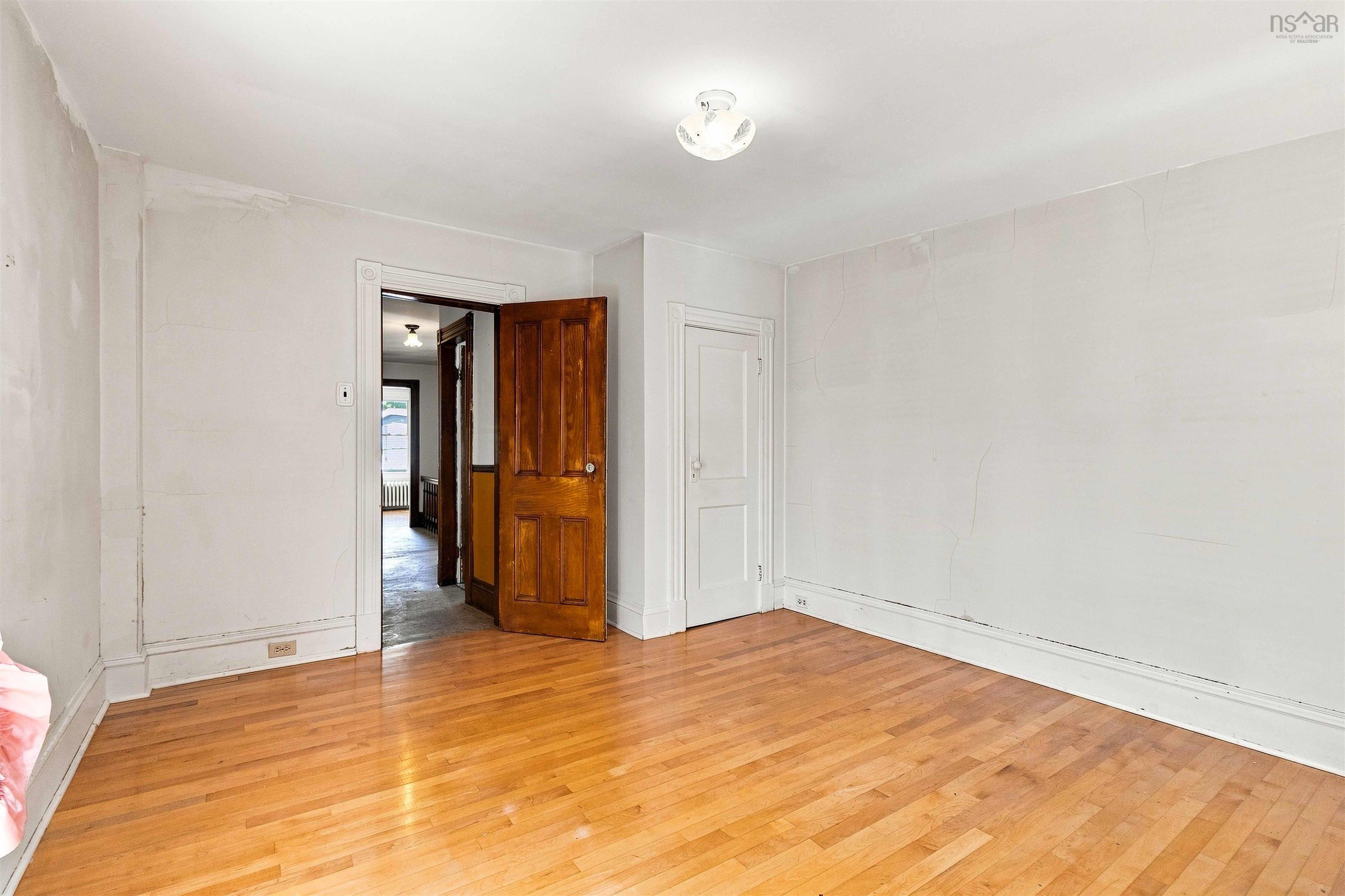 View image 22