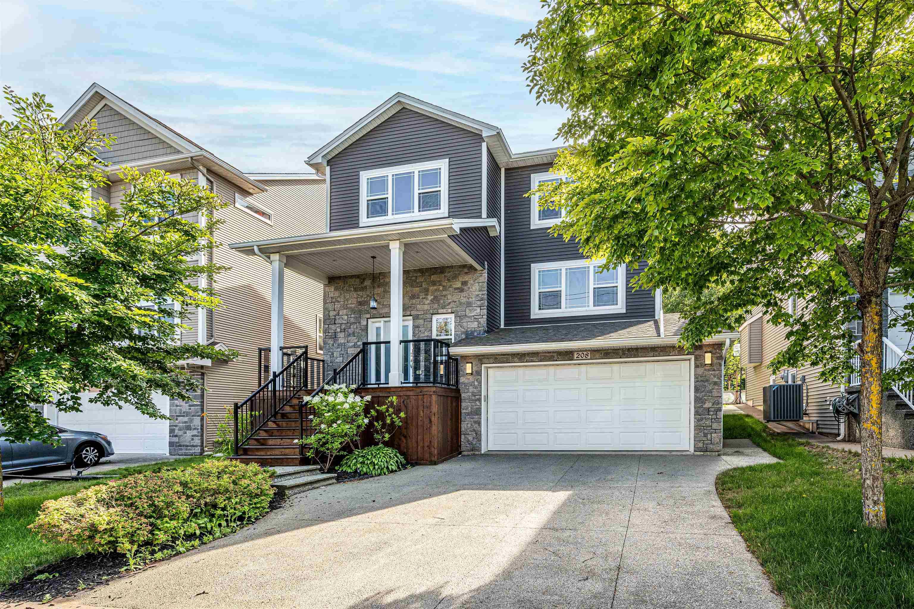 Thumbnail image for 208 Hollyhock Way MLS<sup>®</sup> 202619742