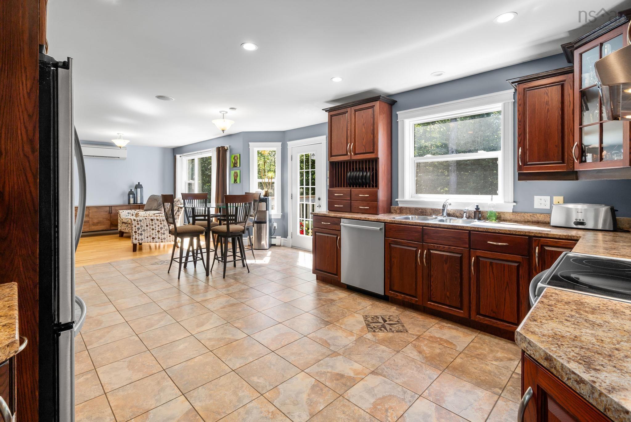 View image 11