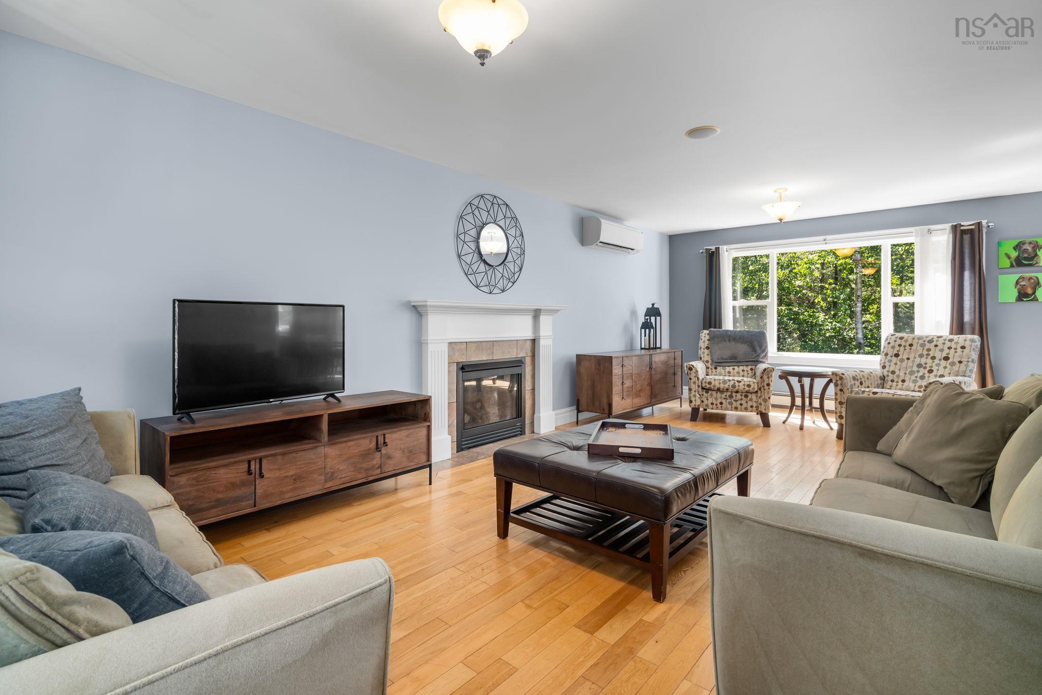View image 18