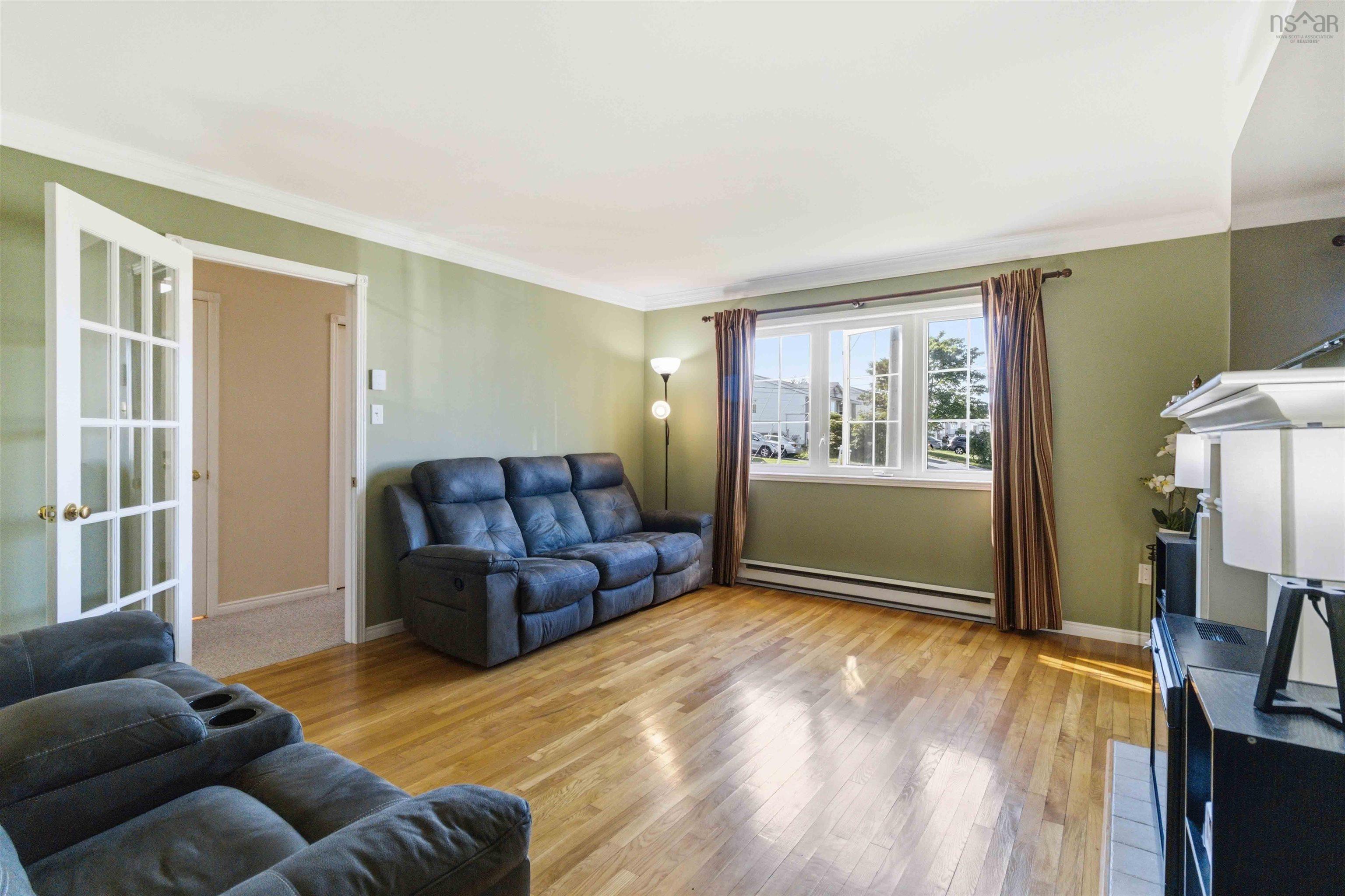 View image 9