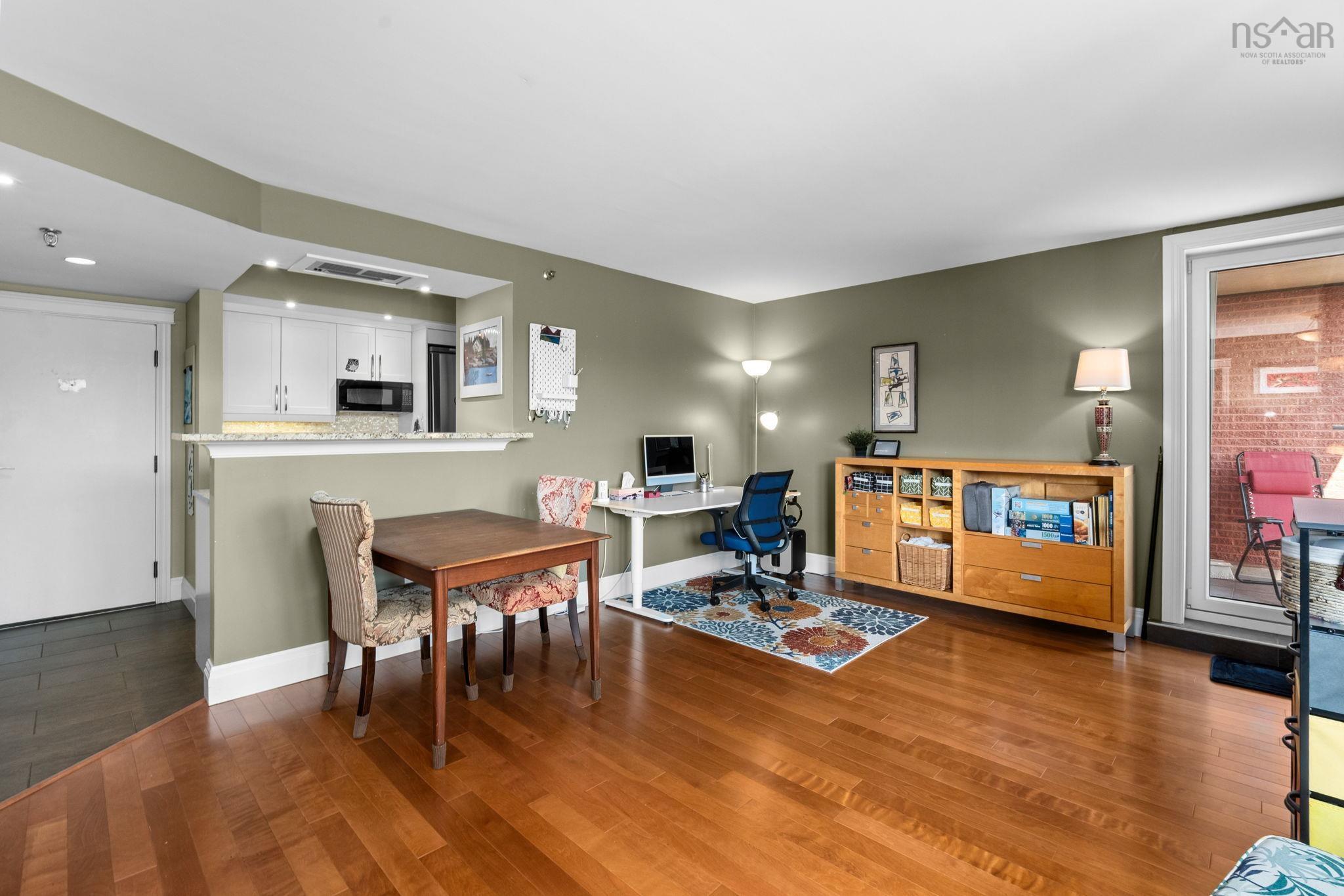 View image 11