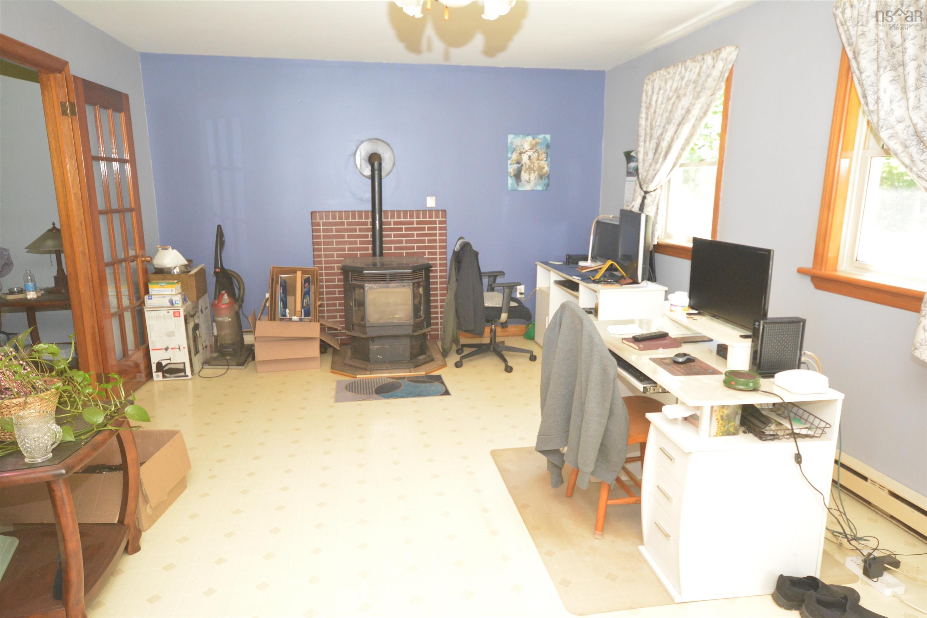 View image 12