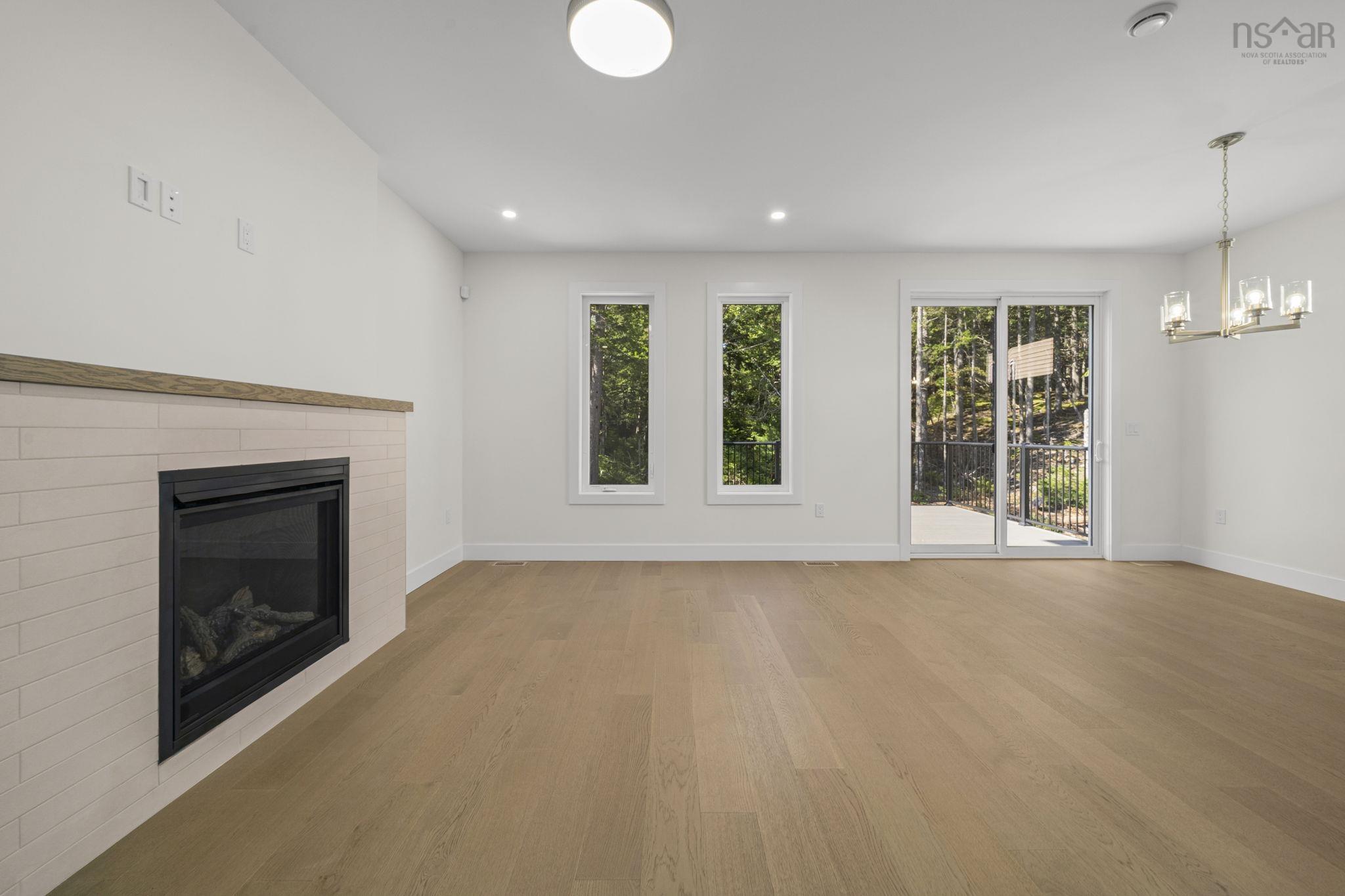 View image 11