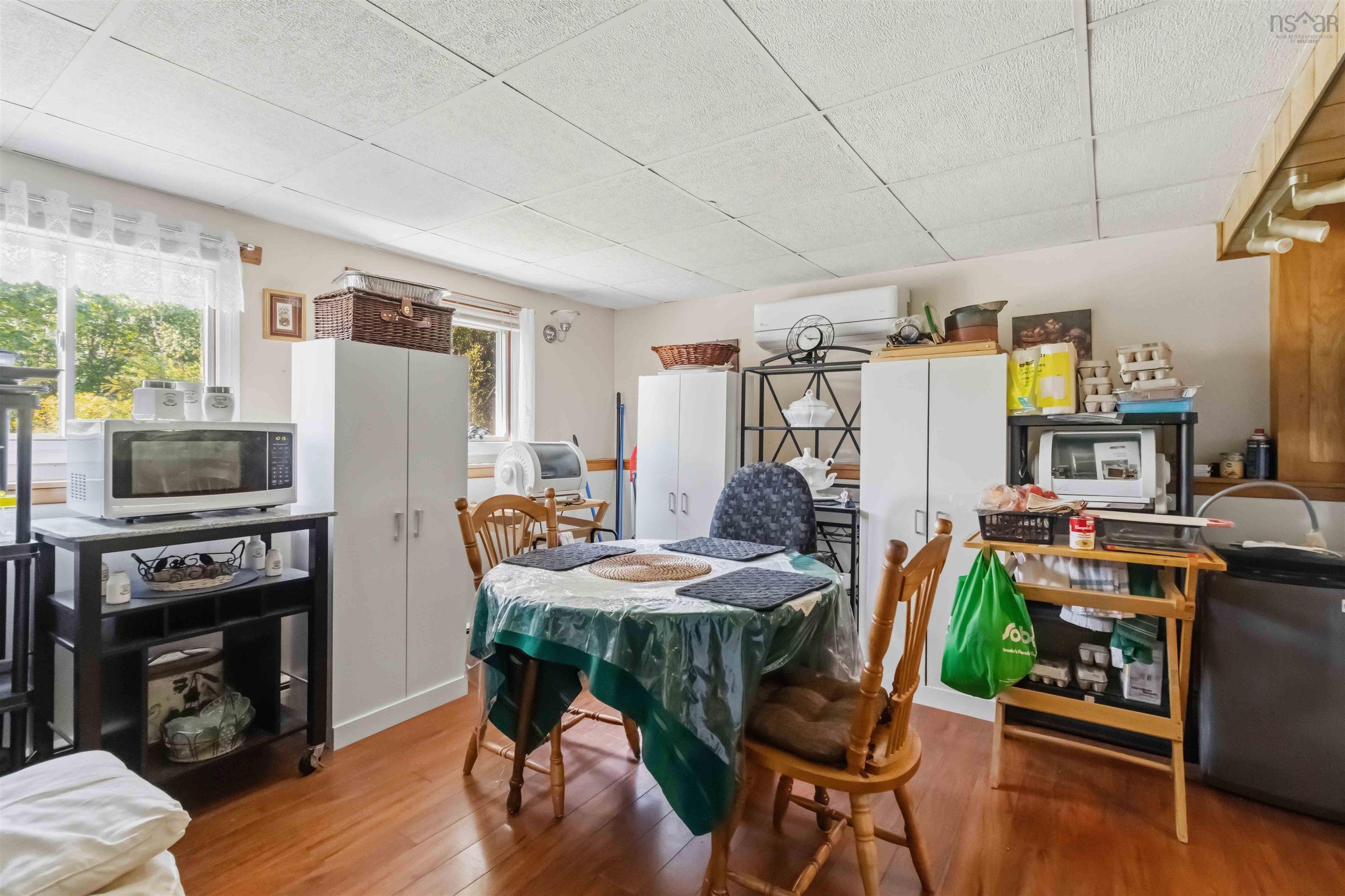 View image 33