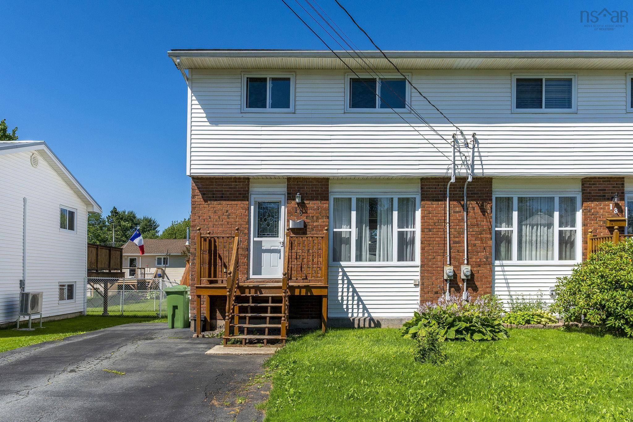 Thumbnail image for 16 Clermont Crescent MLS<sup>®</sup> 202619952