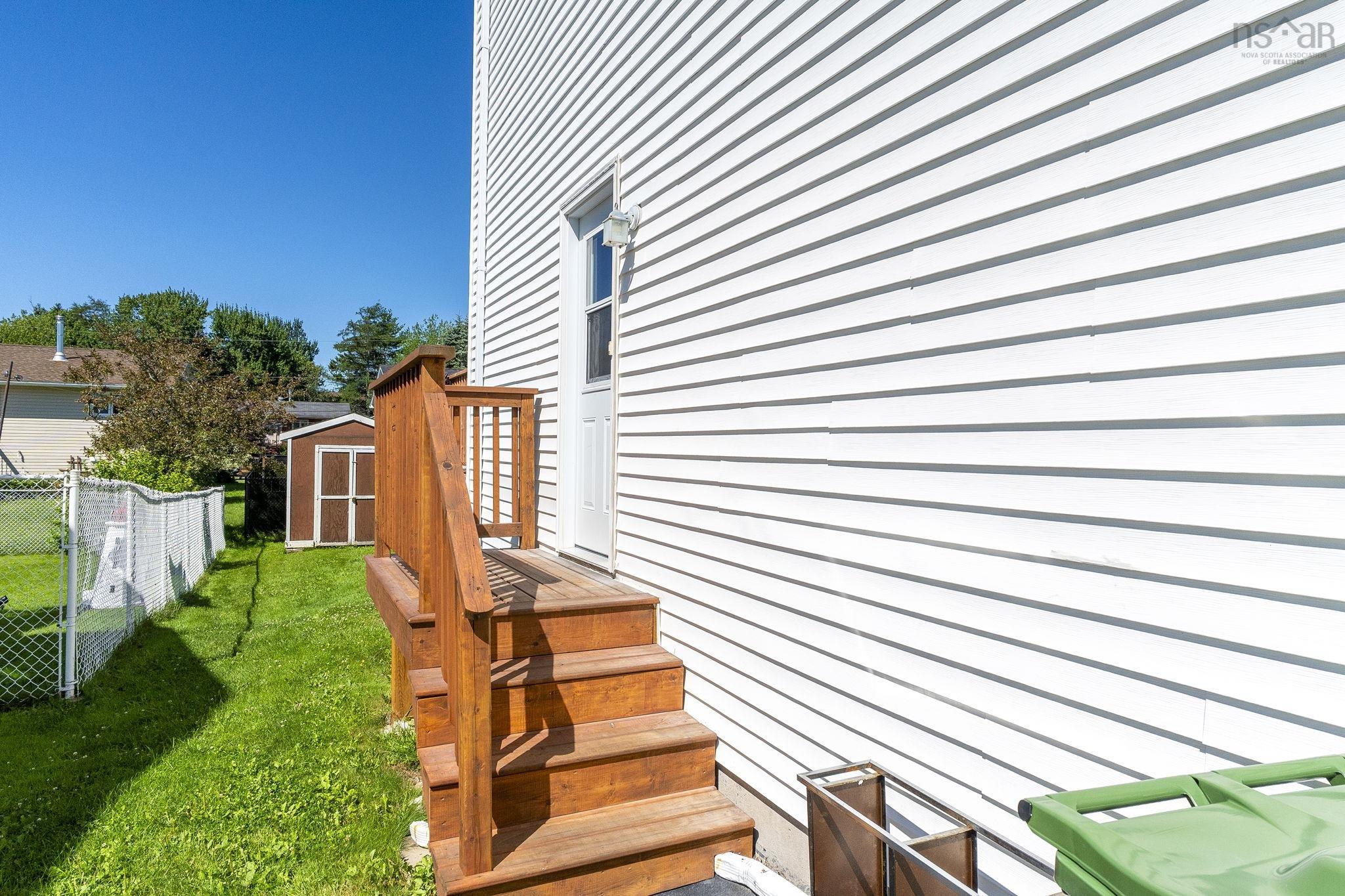 View image 19