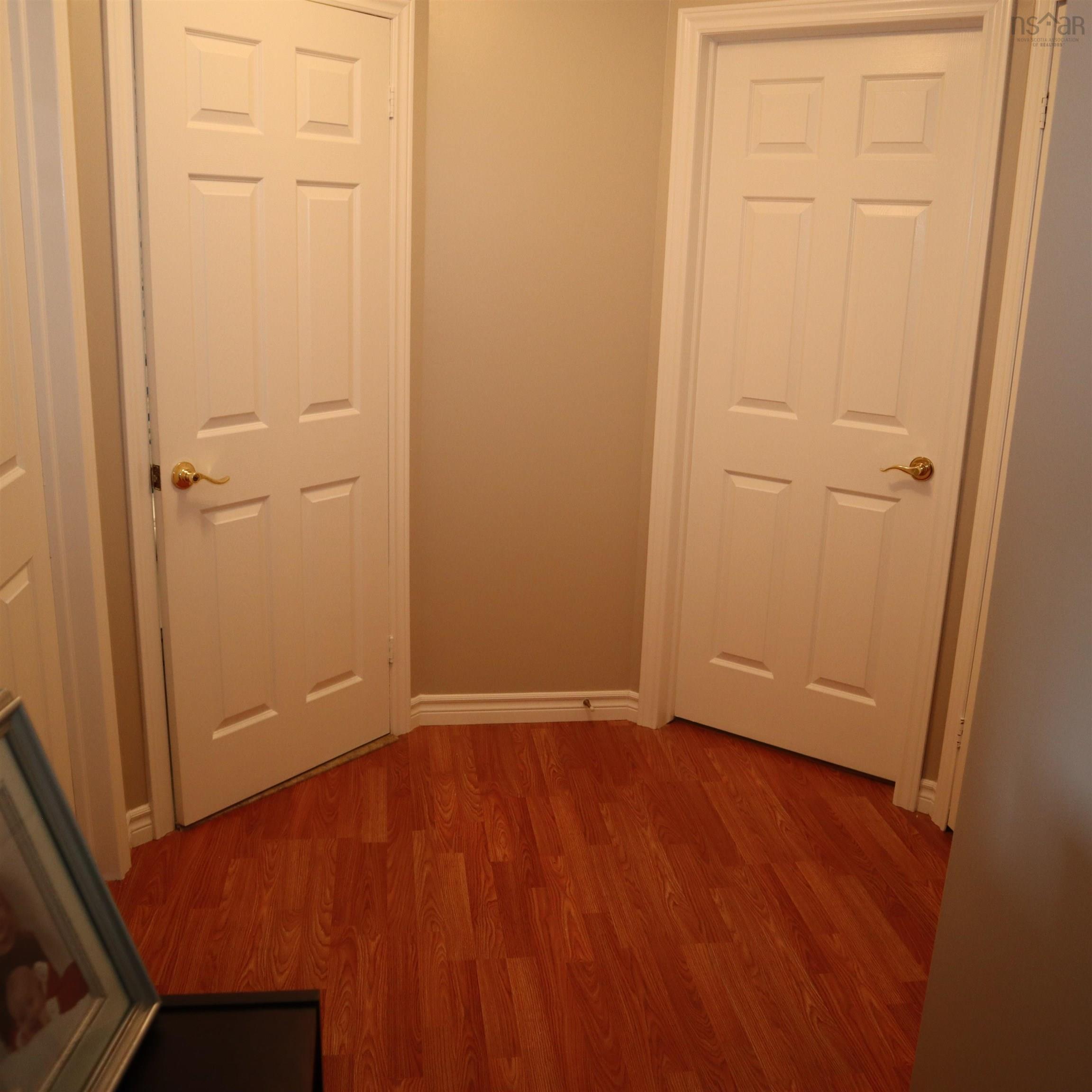 View image 18