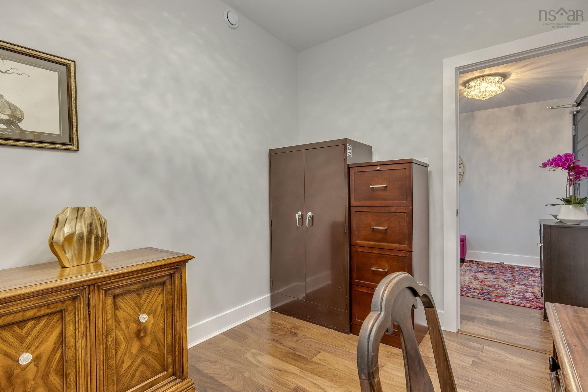 View image 9