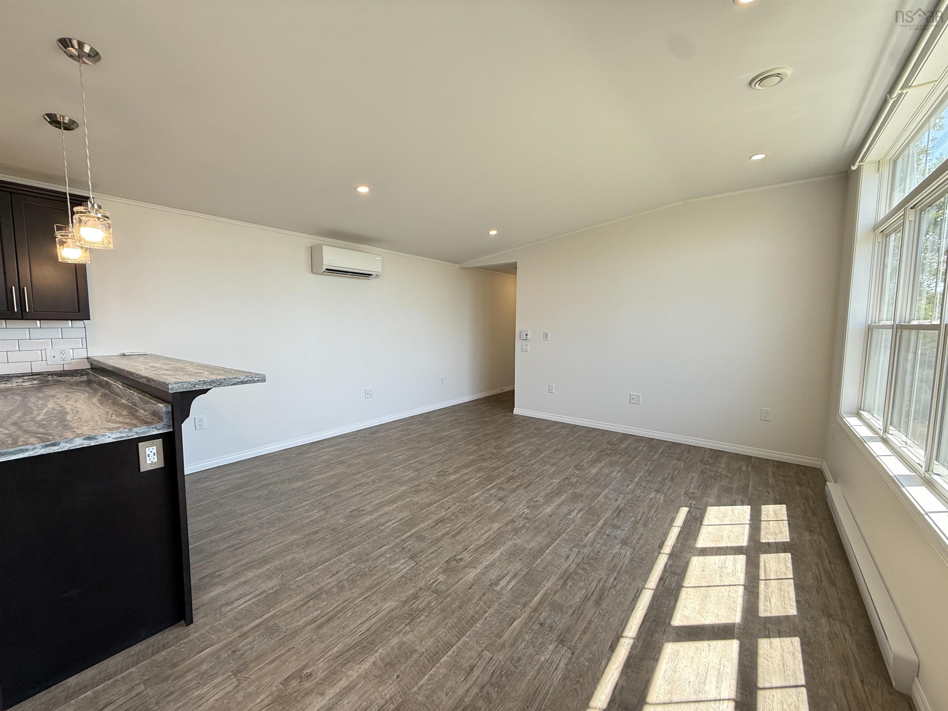 View image 11
