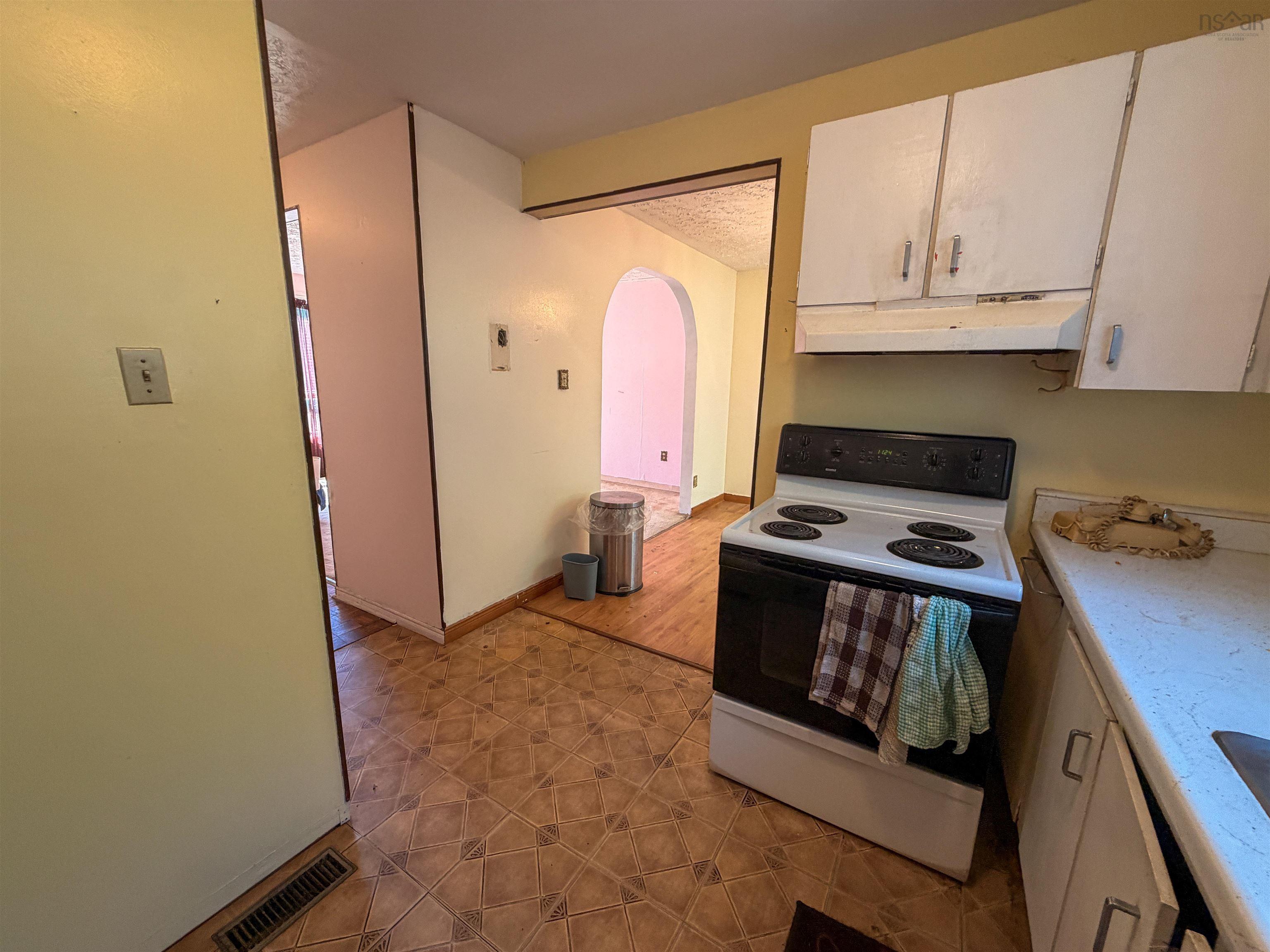 View image 12
