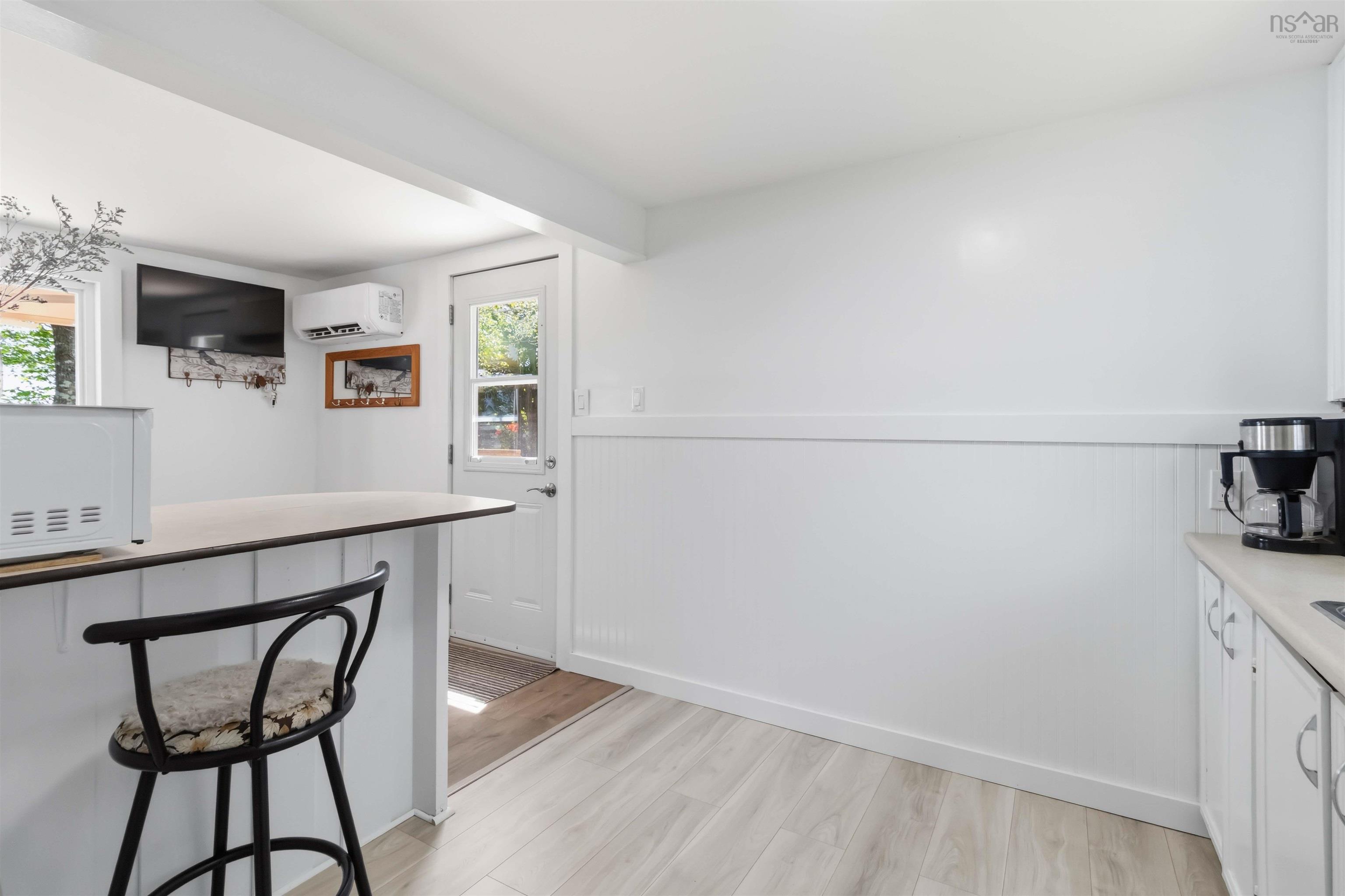 View image 12