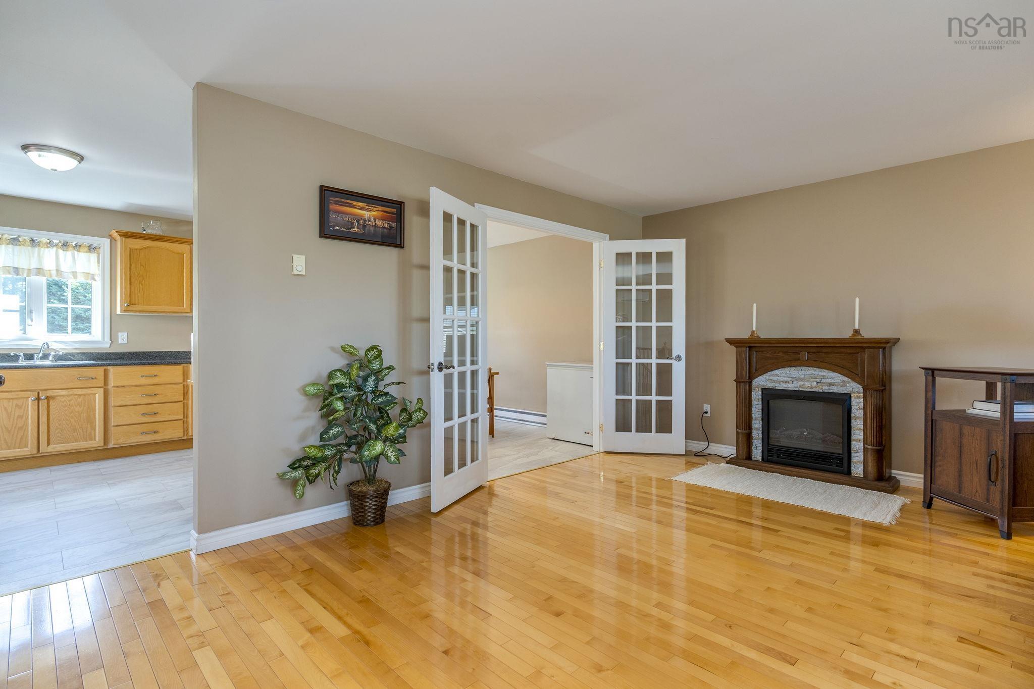 View image 12