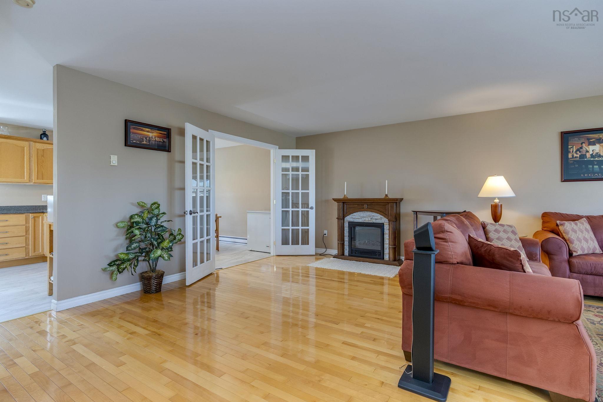 View image 9