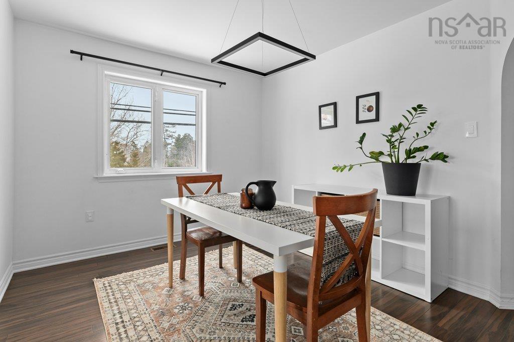 View image 11