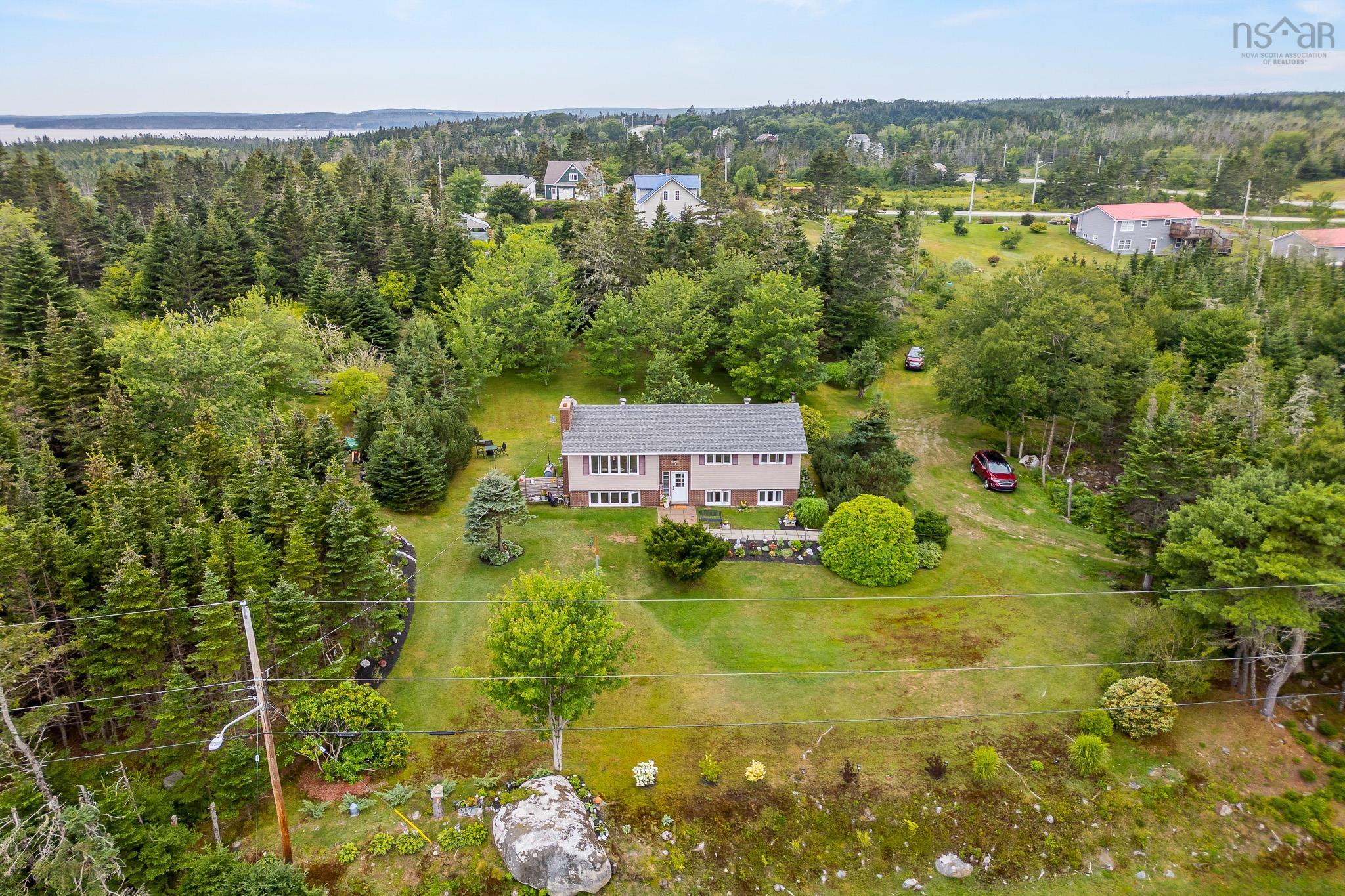 View image 32
