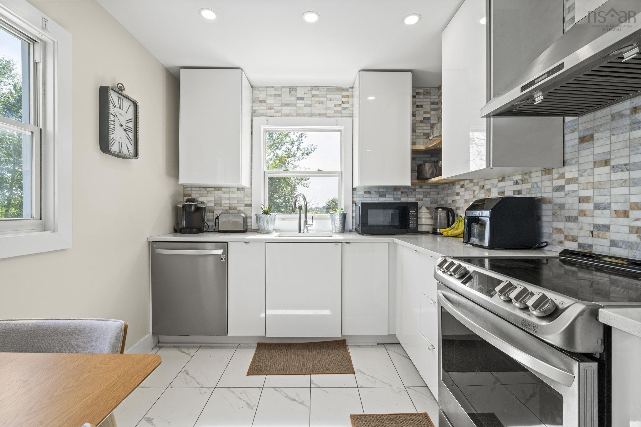 View image 10