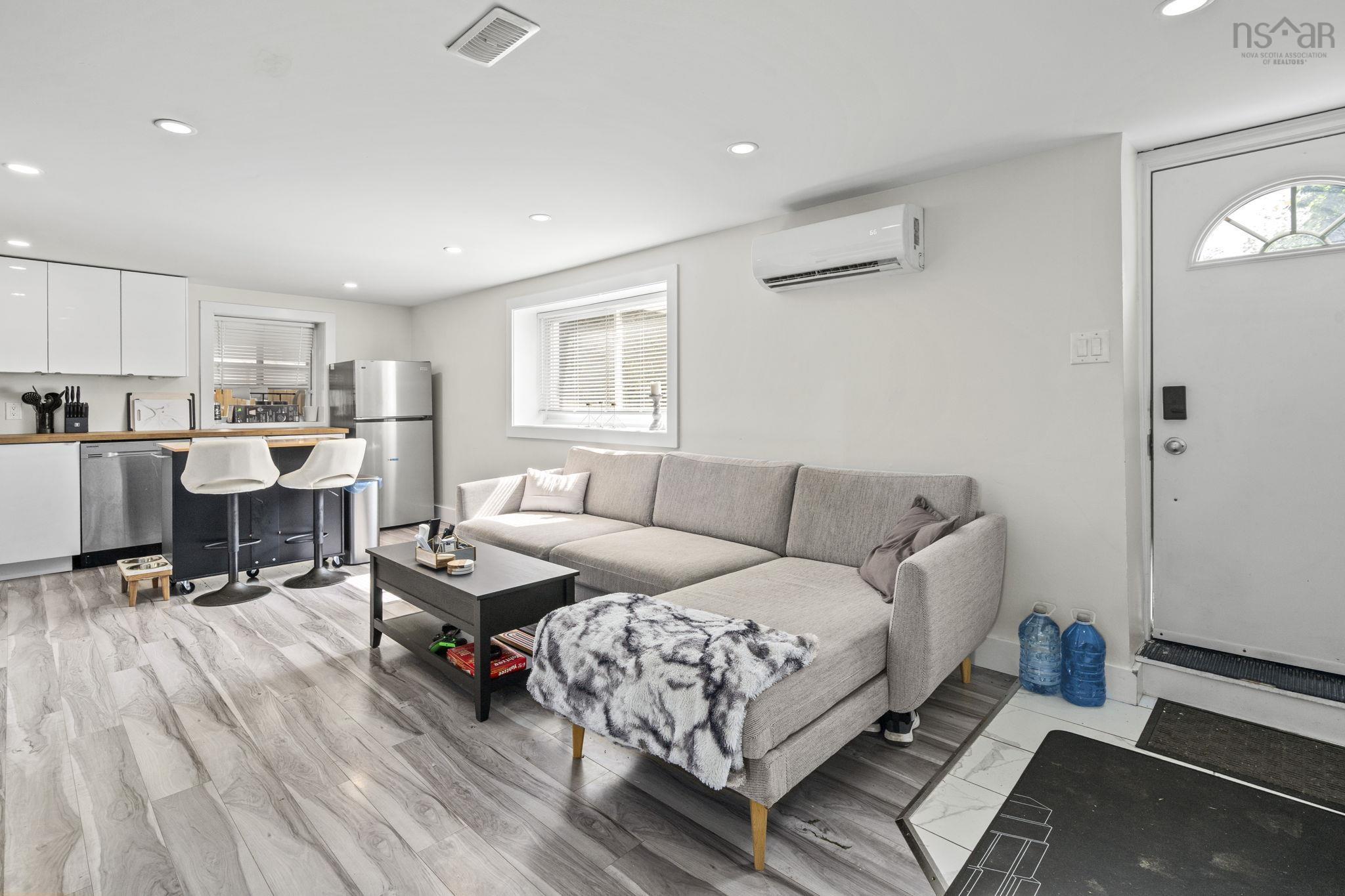 View image 17