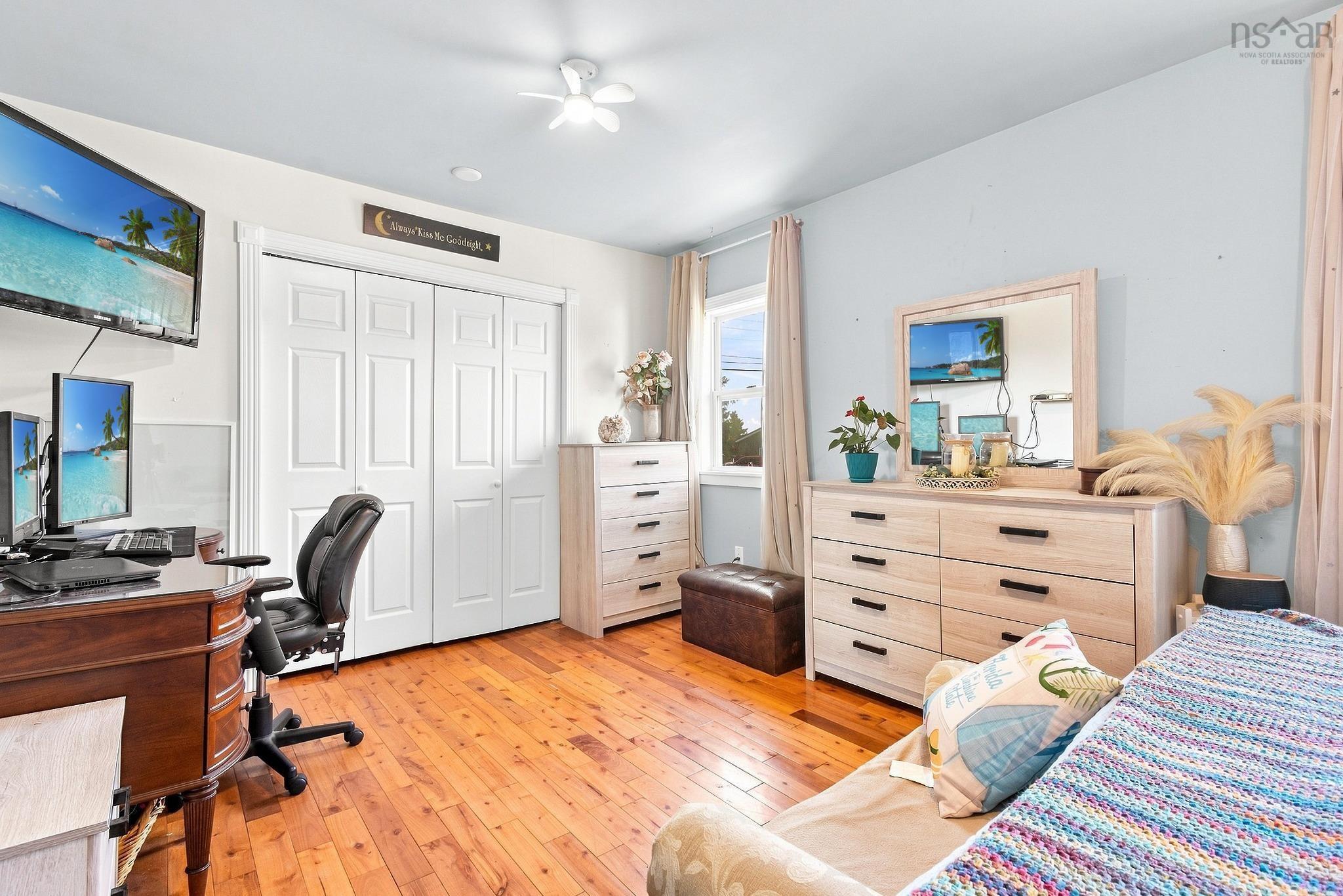 View image 12