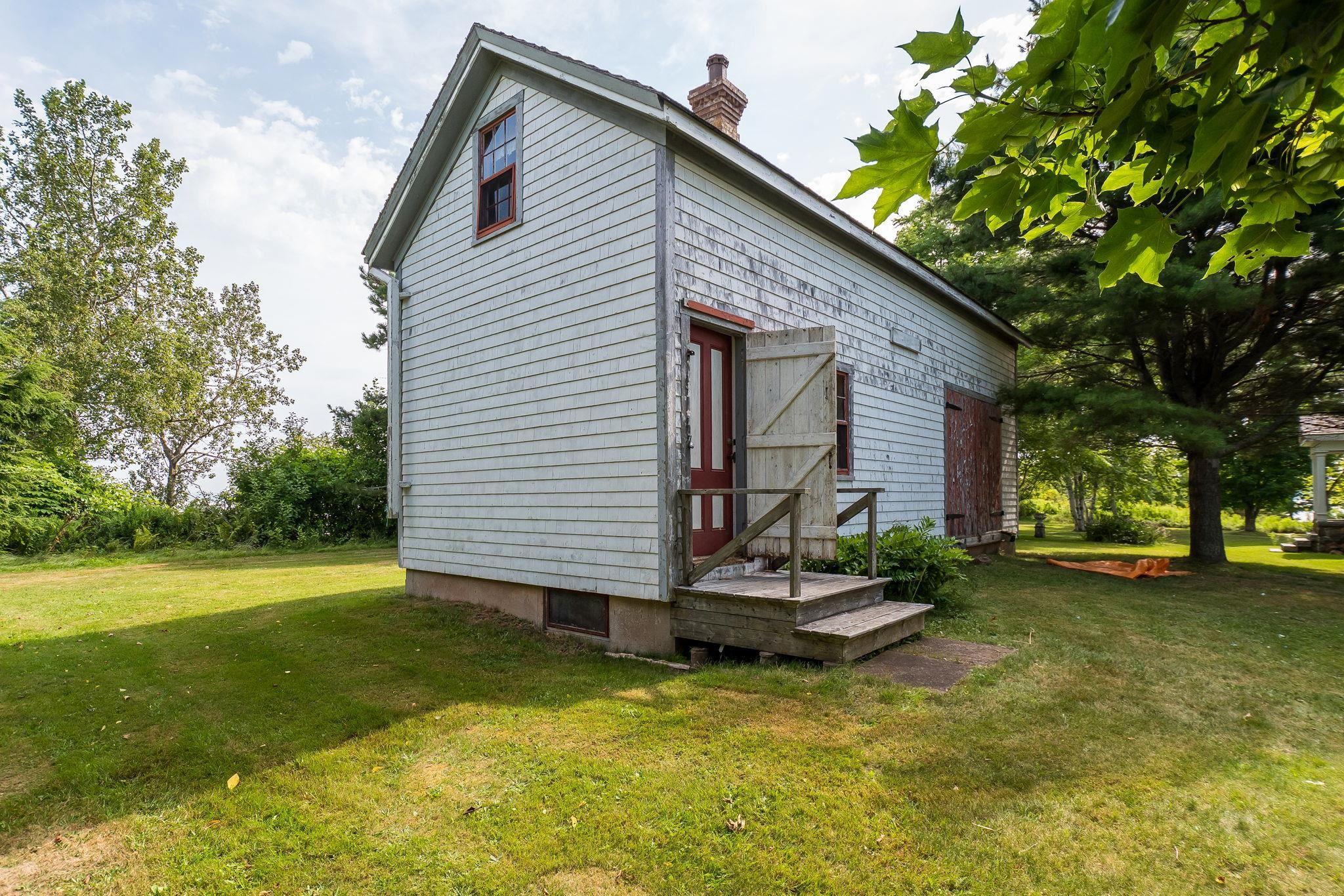 View image 21