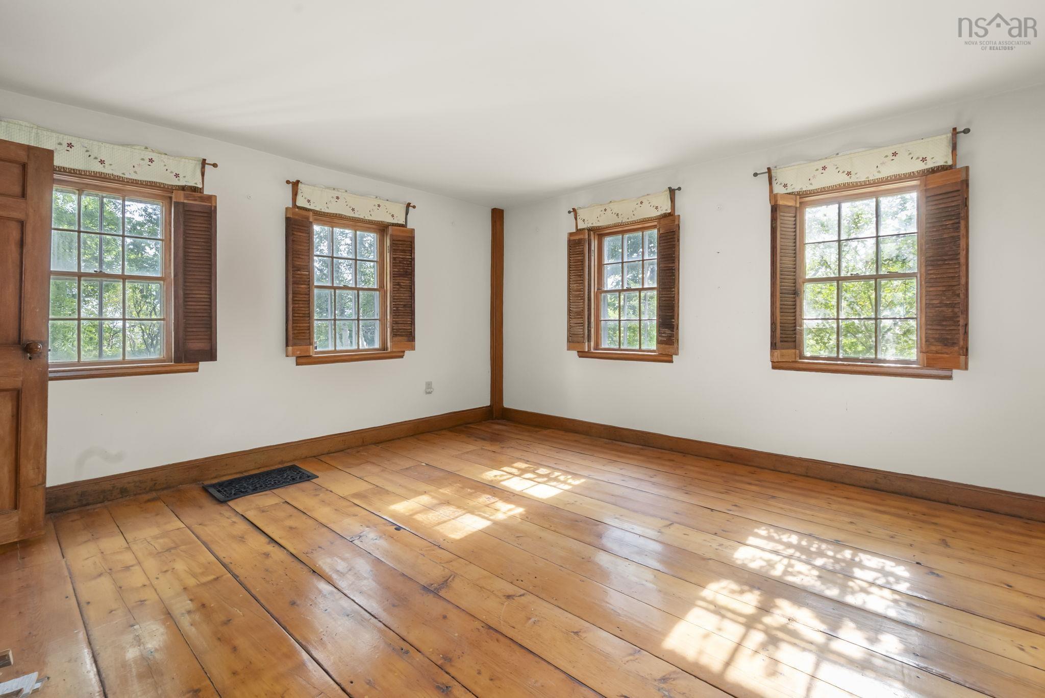 View image 6