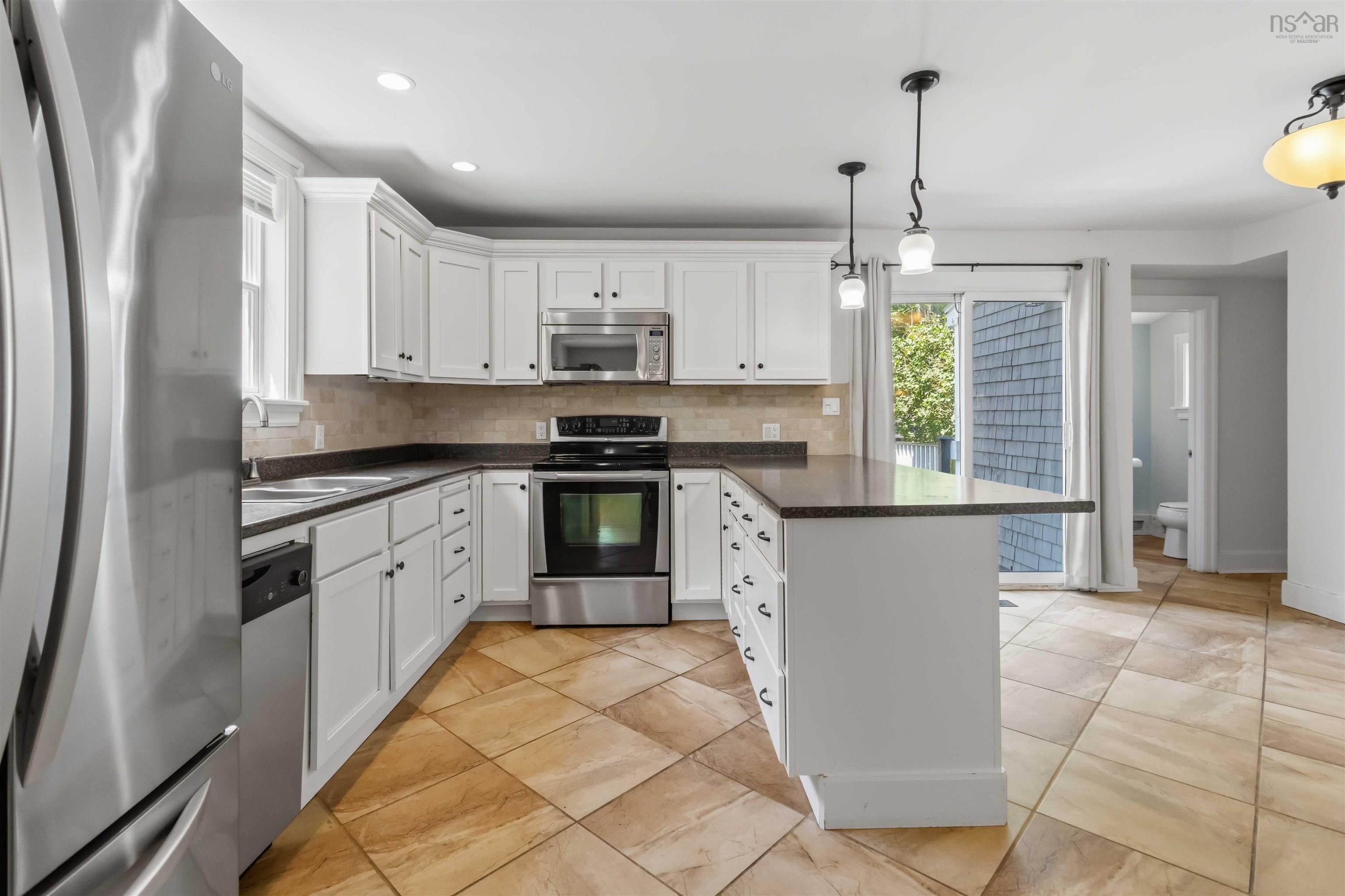 View image 18