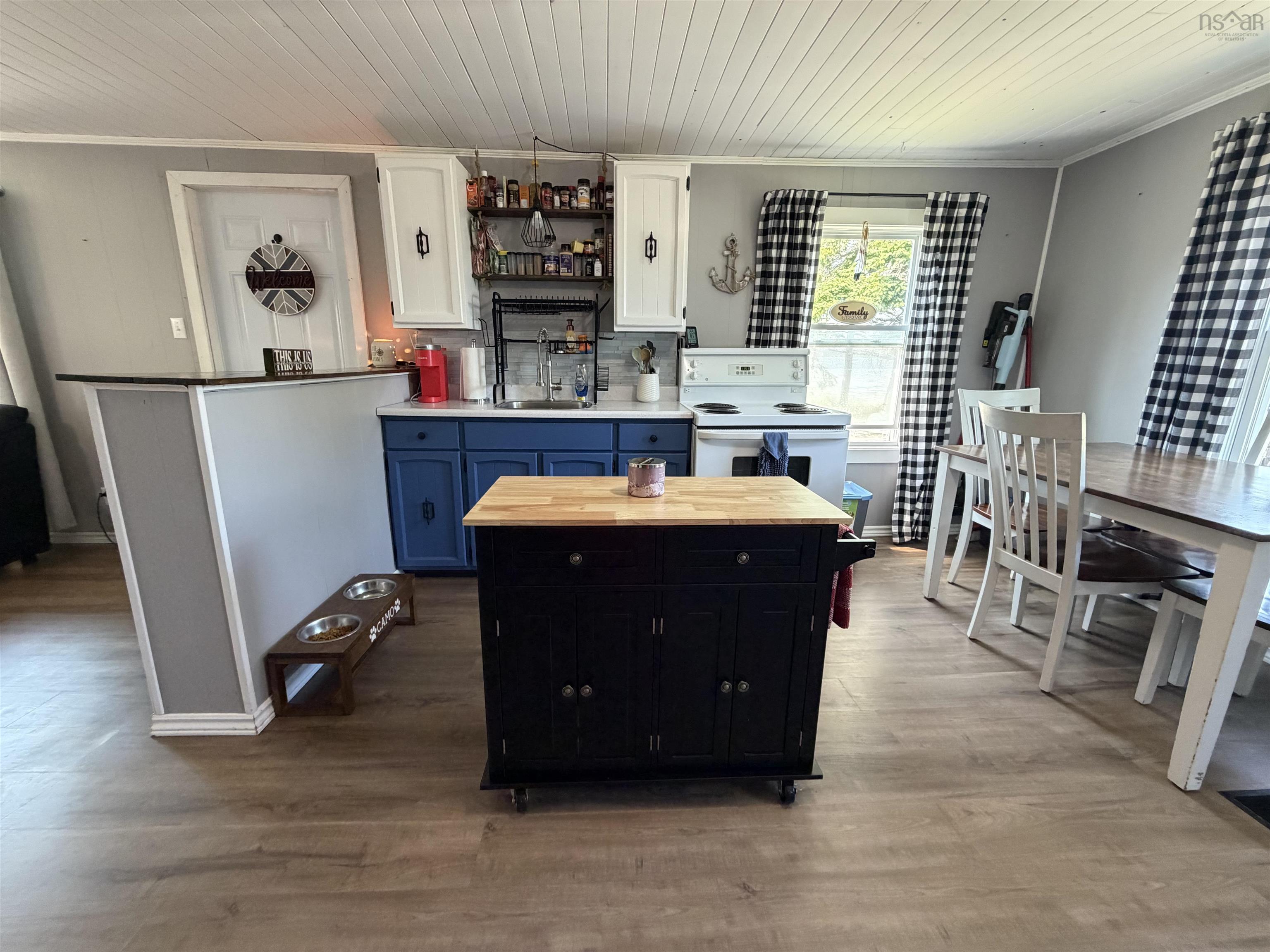 View image 13